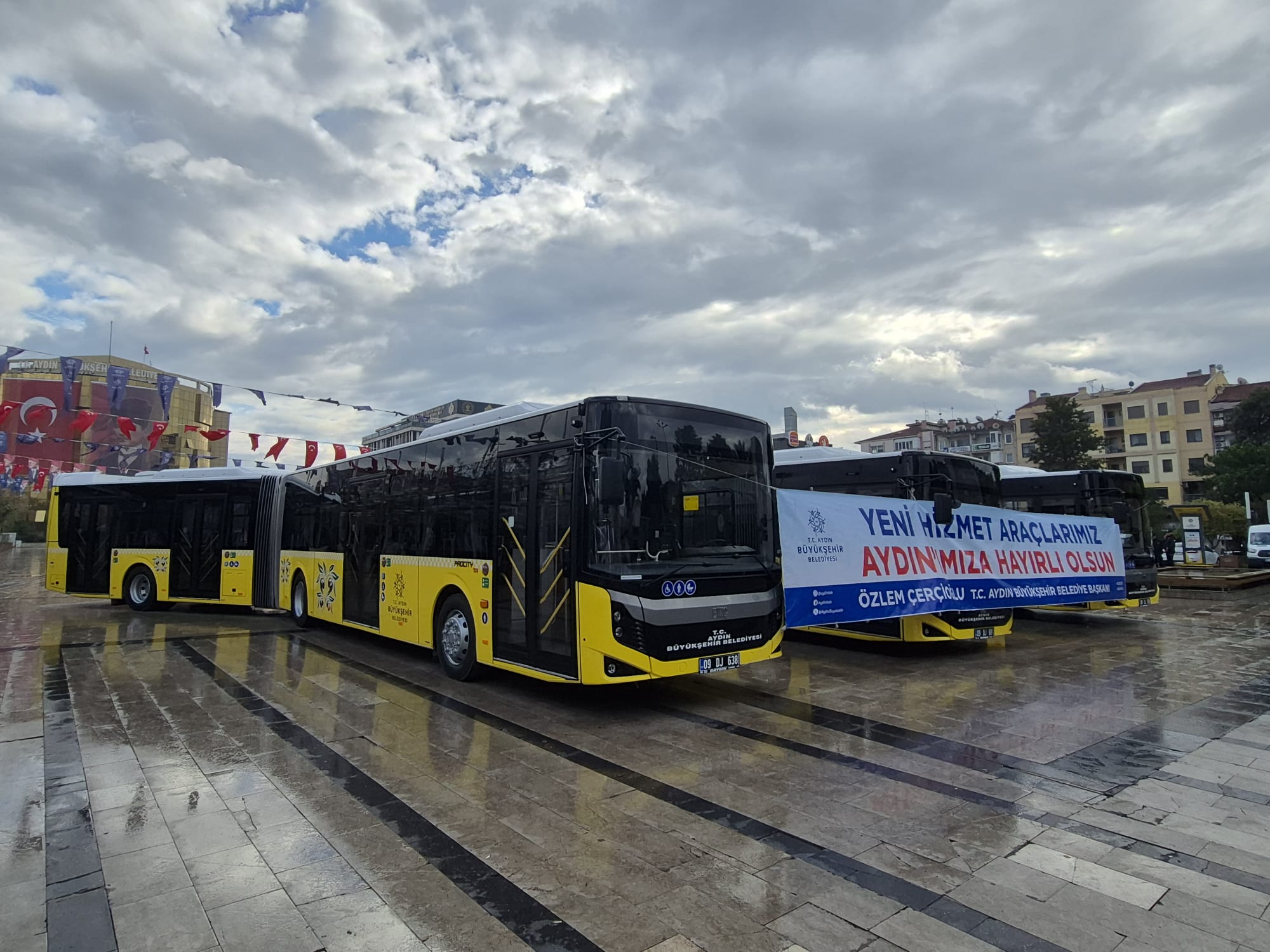 Aydin Buyuksehir 3 Arac Satin Aldi Koruklu Otobus Donemi Basliyor 618124 94B328803D55Da851497A0Fb5E25F836