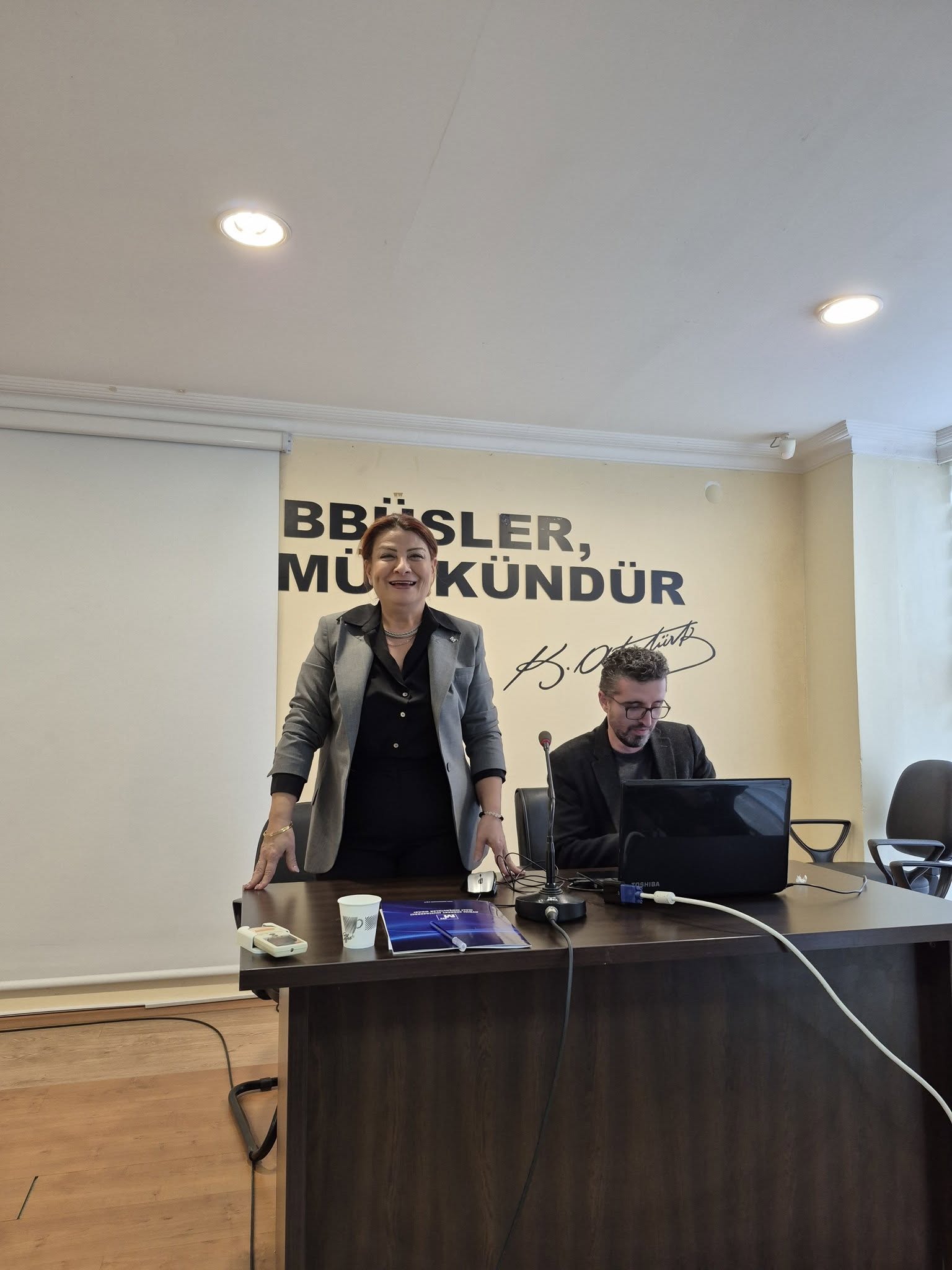 Aydin Smmmo Didimdeki Uyeleriyle Bulustu 619383 50179068795Cf9B9151A4886Fd7E485E