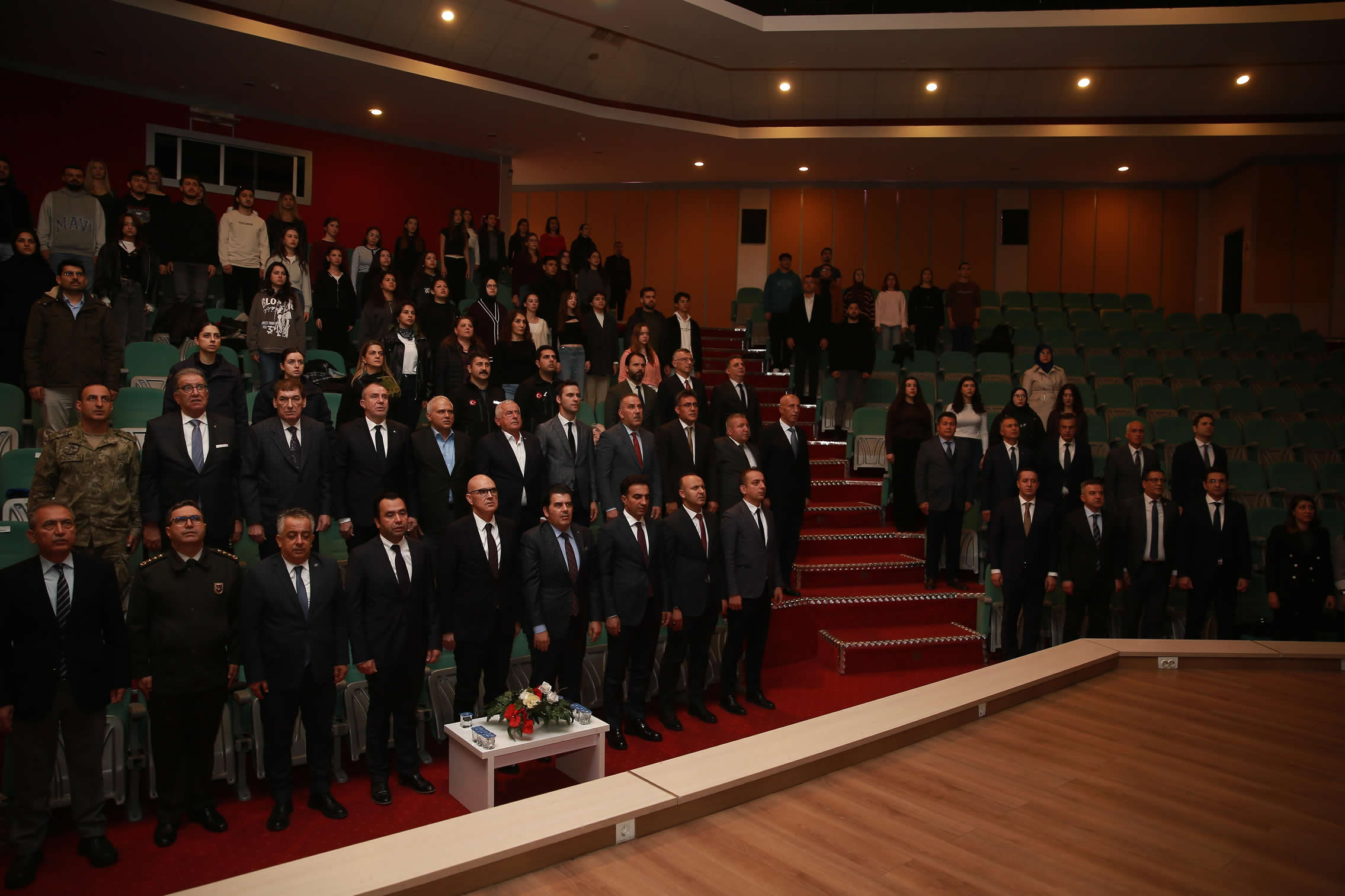 Aydinda Bagimlilikla Mucadele Paneli Duzenlendi 624519 112F8356940569Bc7058A40F5B2Fb484