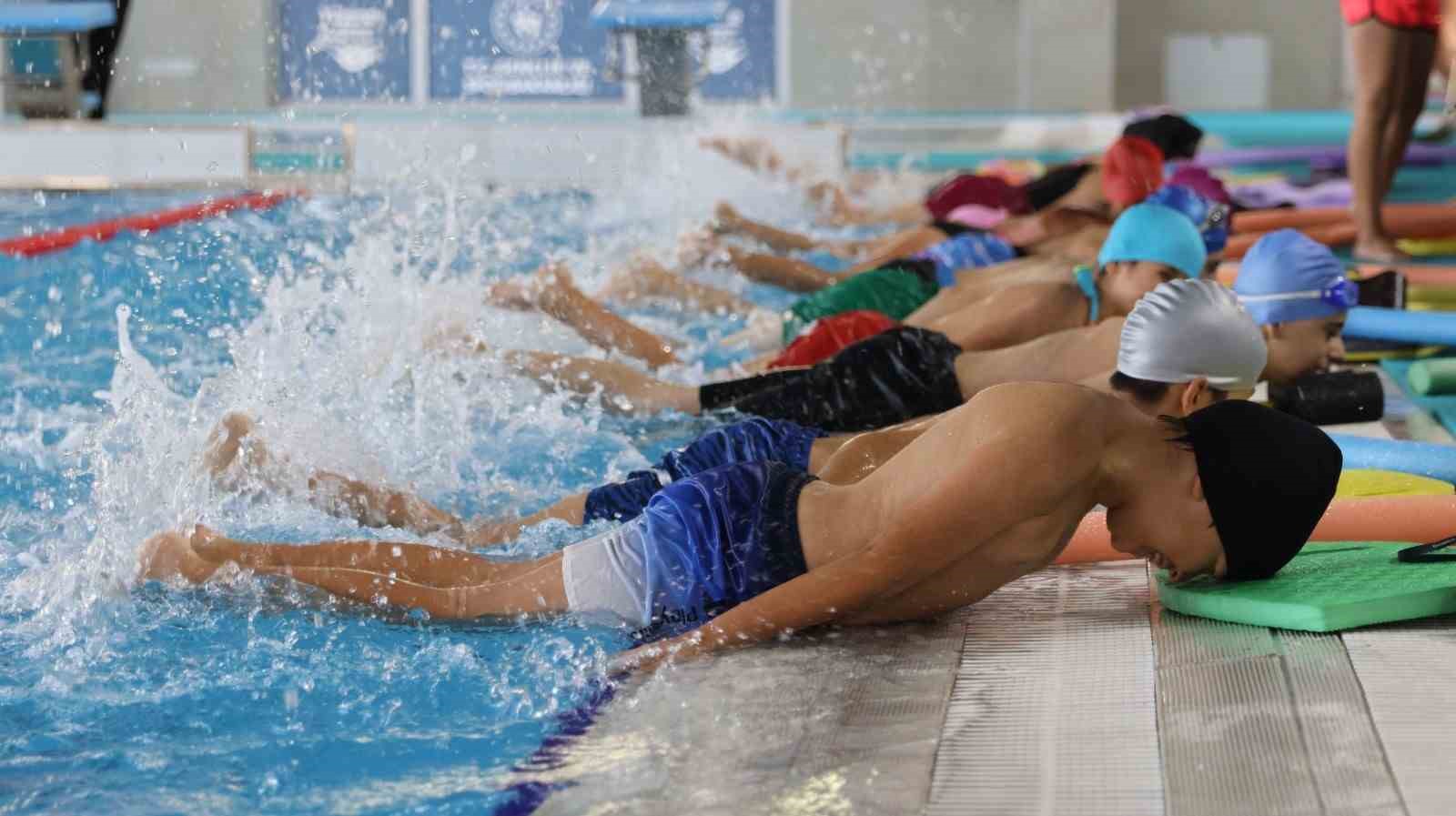 Aydinda Bir Yilda 21 Bin Kisiye Yuzme Egitimi Verildi 01B9Fe50Cc6820F970D27F51948912Db