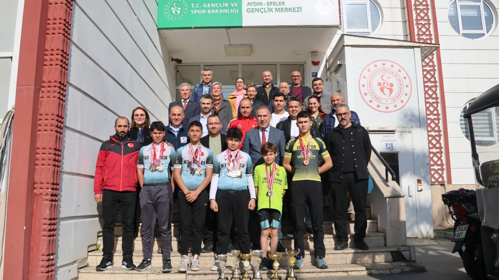 Aydinda Bisikletcilerin Sorunlari Gorusuldu 59706Ee932Ab0Aad5Cce669Add4E5E83