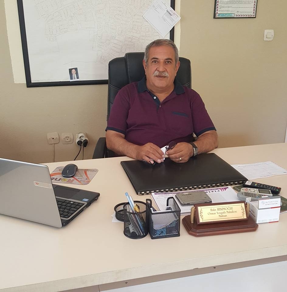 Aydinda Muhtar Hekimoglundan Bahceliye Pankartli Tesekkur 623721 2137793E65077A3E1C1A69E537B9B1Fc