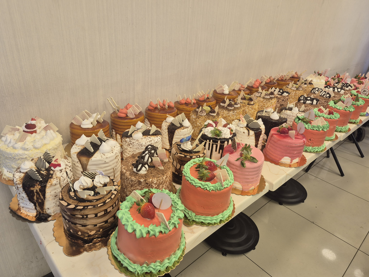 Aydinda Yilbasi Pastalarina Ilgi Yogun 626597 5Fb008730D3Cf914867B2205A2E468Cf