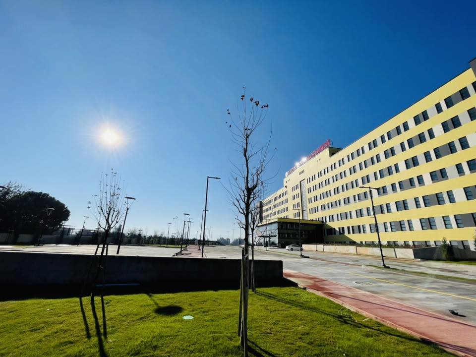 Aydinin Saglik Ussunde Sona Dogru D06053B6Da053Df6C4Bfd125785Aa355