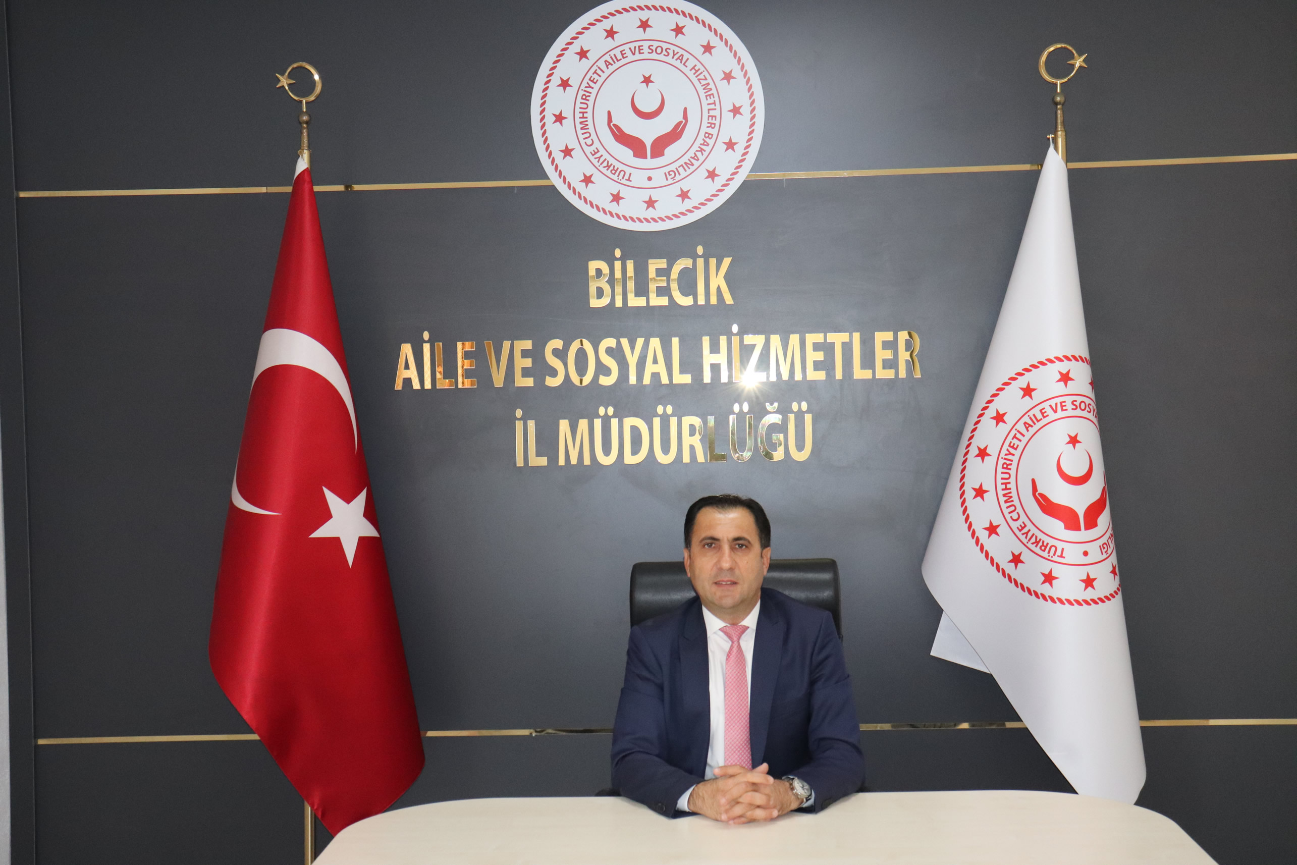 Aydinin Sevilen Muduru Izmire Atandi 619515 D94835365E2E1Bb2Af5De9D5574Ecd9E (1)