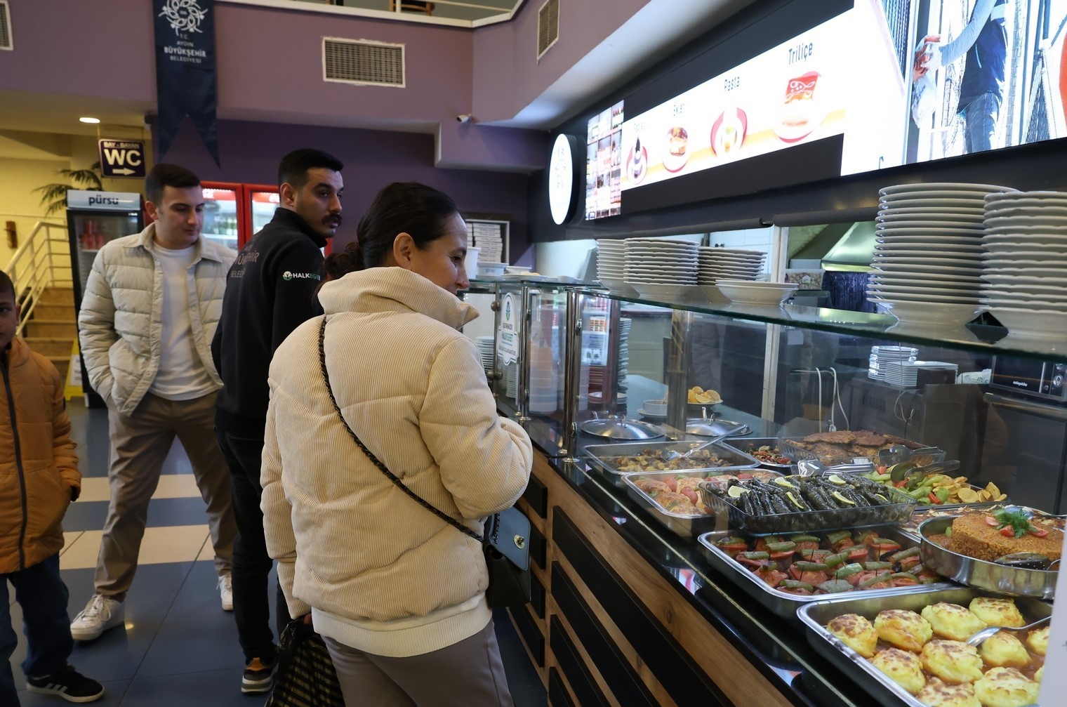 Baskan Cercioglu Vatandaslarimizi Kaliteli Hizmetle Bulusturmaya Devam Edecegiz D9B65012D97E9879Ed5C1E9E2Db876E9