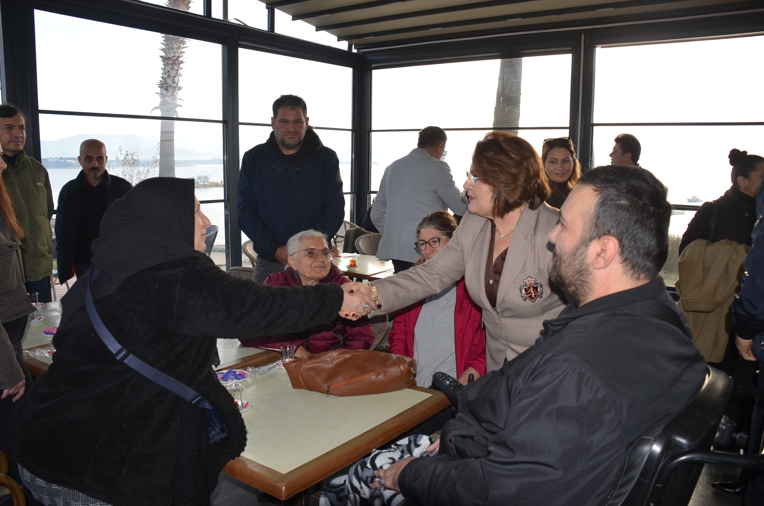 Baskan Gencay Engelli Bireylerle Kahvaltida Bulustu 618779 72474Dcba83889122F441C5Cec767146