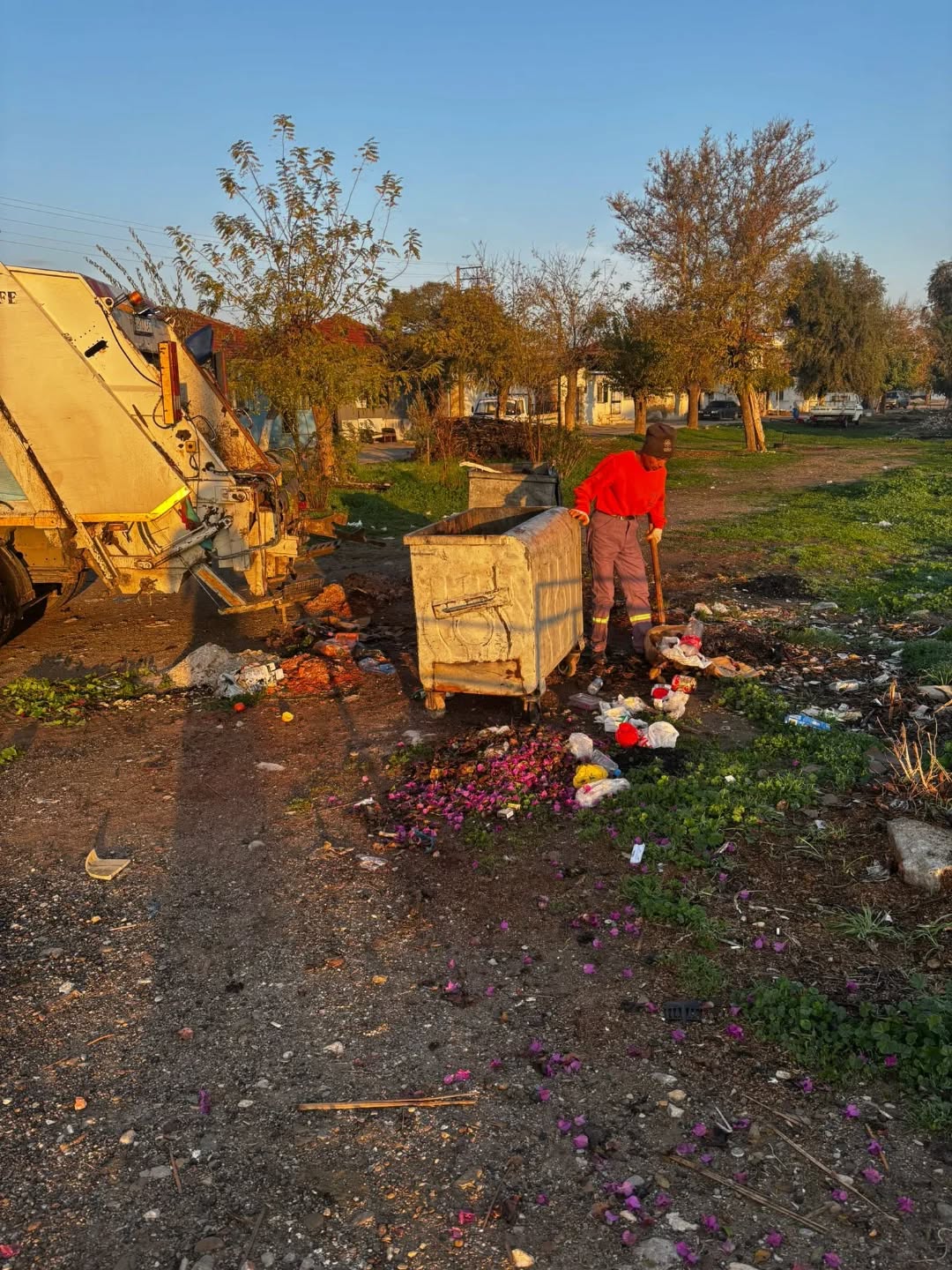 Baskan Zencirci Isyan Etti Bu Tur Vandalizme Karsi Hukuki Islemler Uygulanacak 620108 723033Aa37C87960B010Bd613E4Bbd58