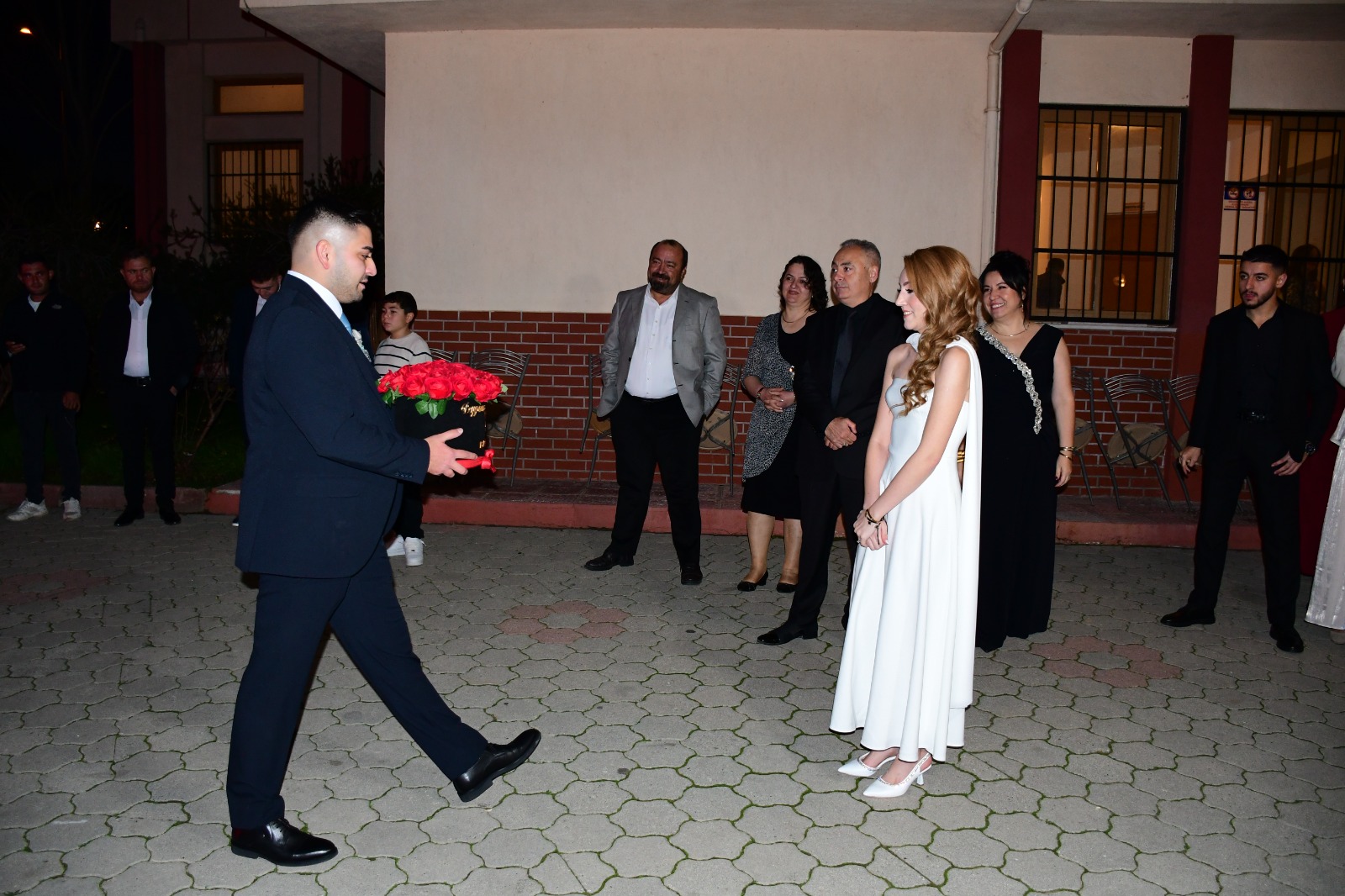 Beyzanur Ve Ersin Mutluluga Yelken Acti 622130 9F8E5E1D5F339E8552935846Efb32A70