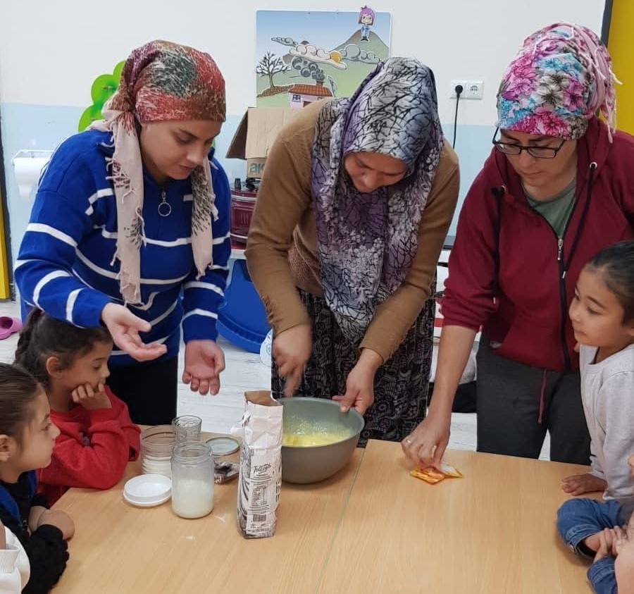 Bozdoganda Minikler Ekmek Yapmasini Ogrendi B750Ab222De03D5D1Ecb19Bcb632B915