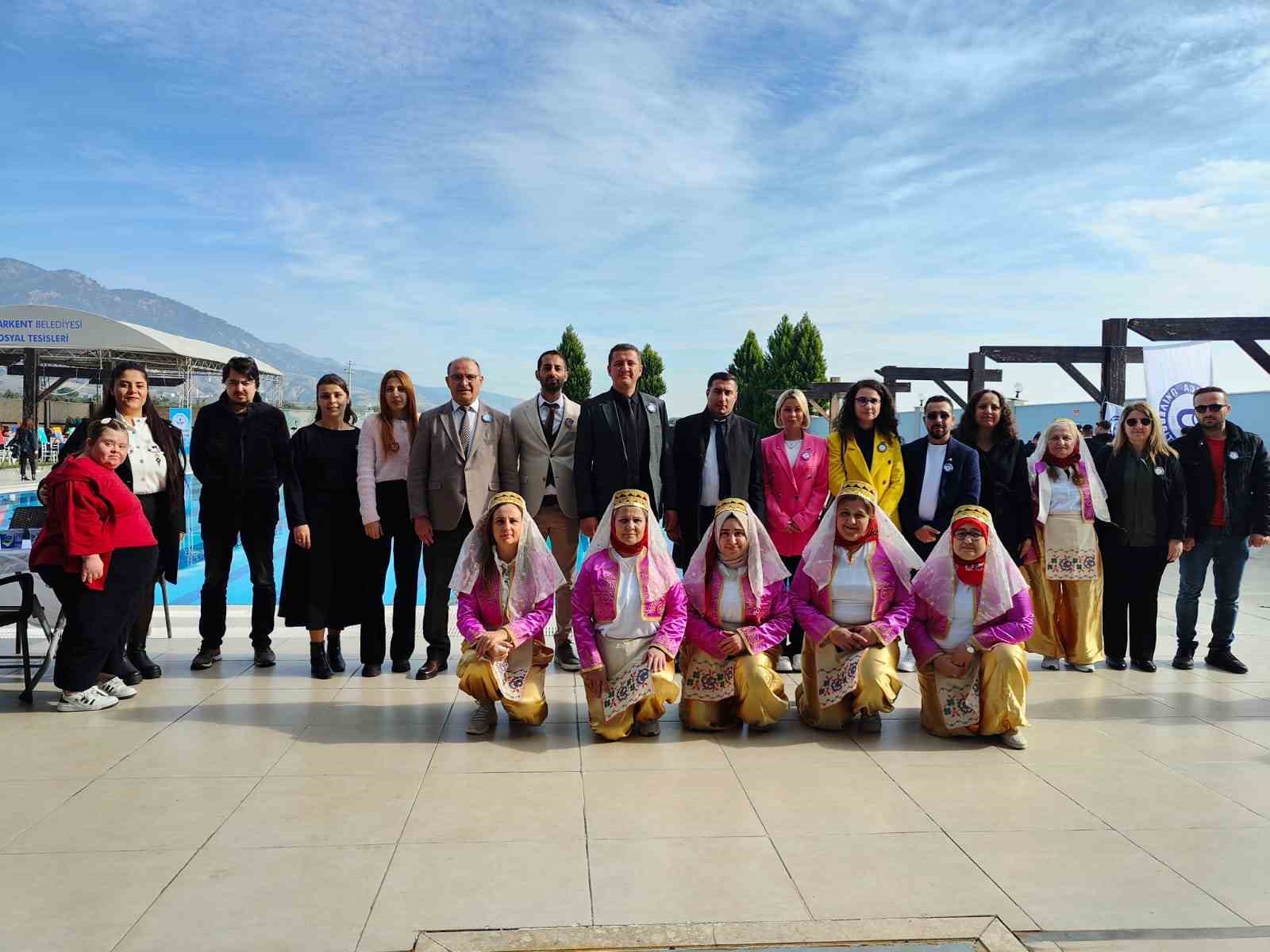 Buharkentte Engelliler Adu Ve Hemin Konugu Oldu A1F36Dd991Af50C255F5C5Da7F0474Ac