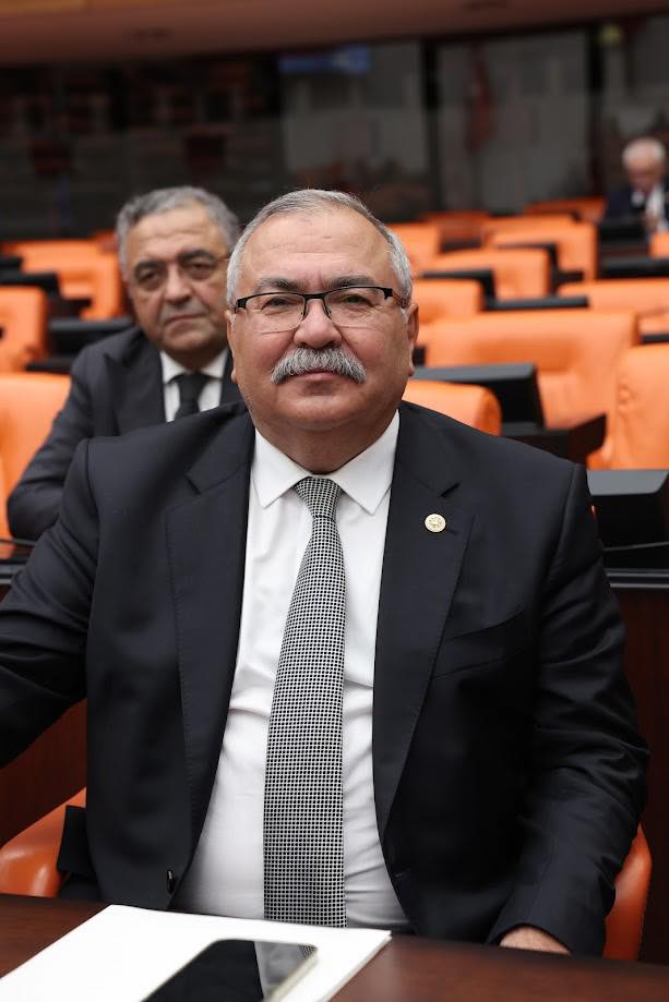 Bulbul Aydinda Vergi Var Yatirim Yok 621903 Bb7792702A7B93001D8178Fa2816D445