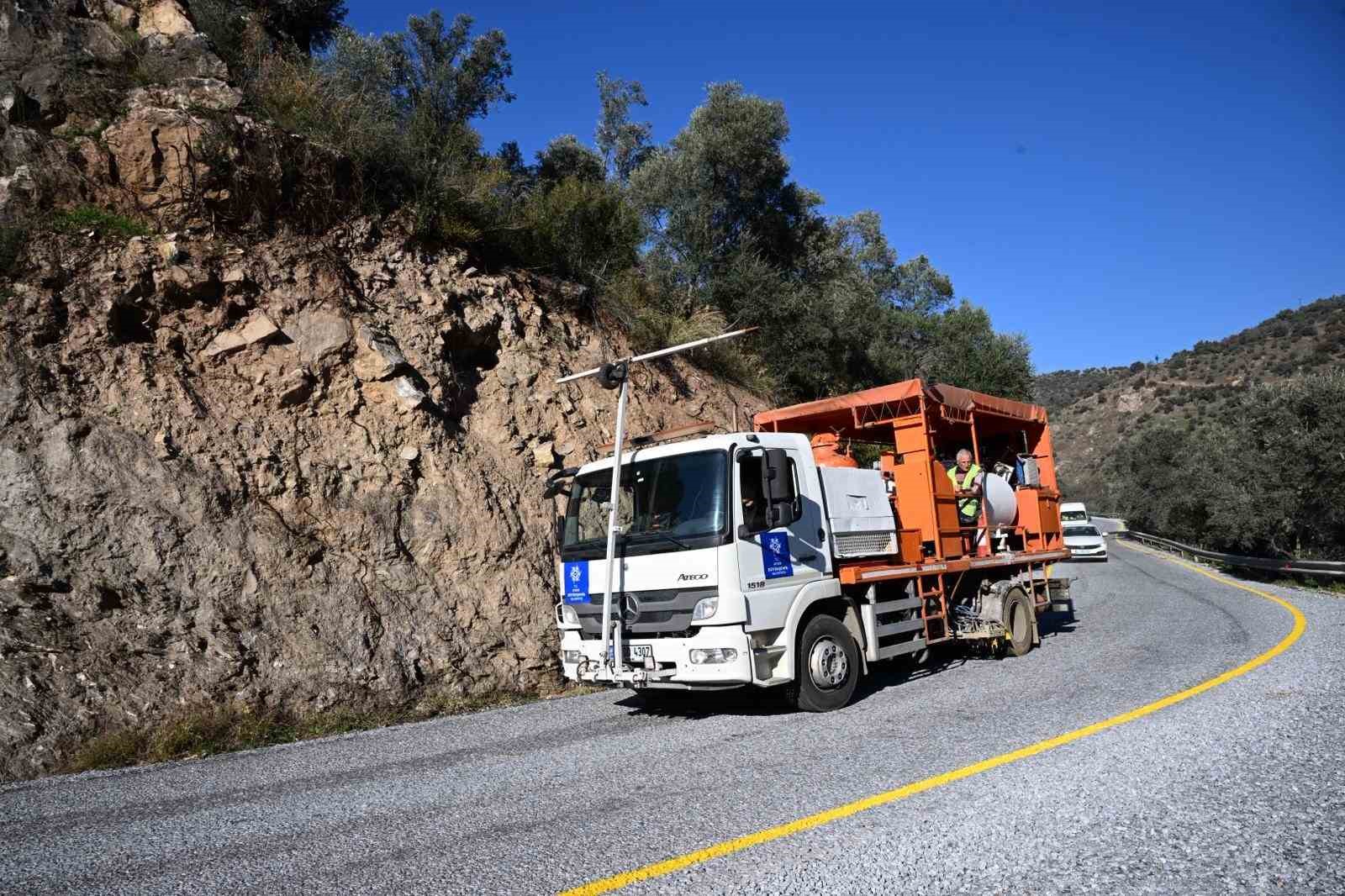 Buyuksehirden Aydin Genelinde Es Zamanli Yol Hamlesi 47Cef0Ca03Efc4024Ddff924658Ccfaa