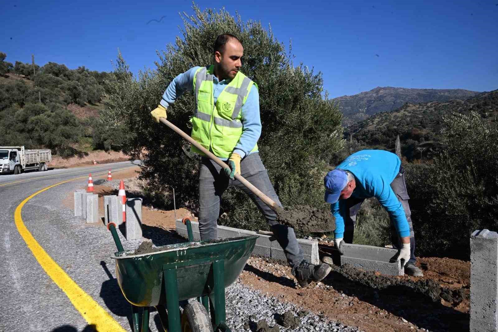 Buyuksehirden Aydin Genelinde Es Zamanli Yol Hamlesi 71Bcb24Cccd95E962F5C241Eca26737F