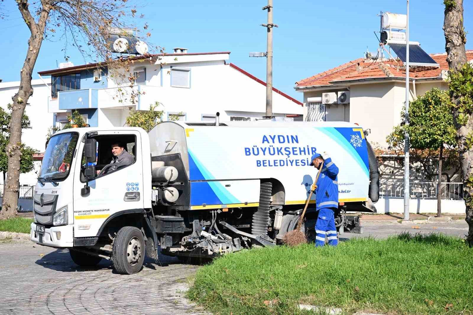 Buyuksehirden Kusadasinda Cevre Temizligi A16A1409Bdc7C2E6402B9Eb1504006E1