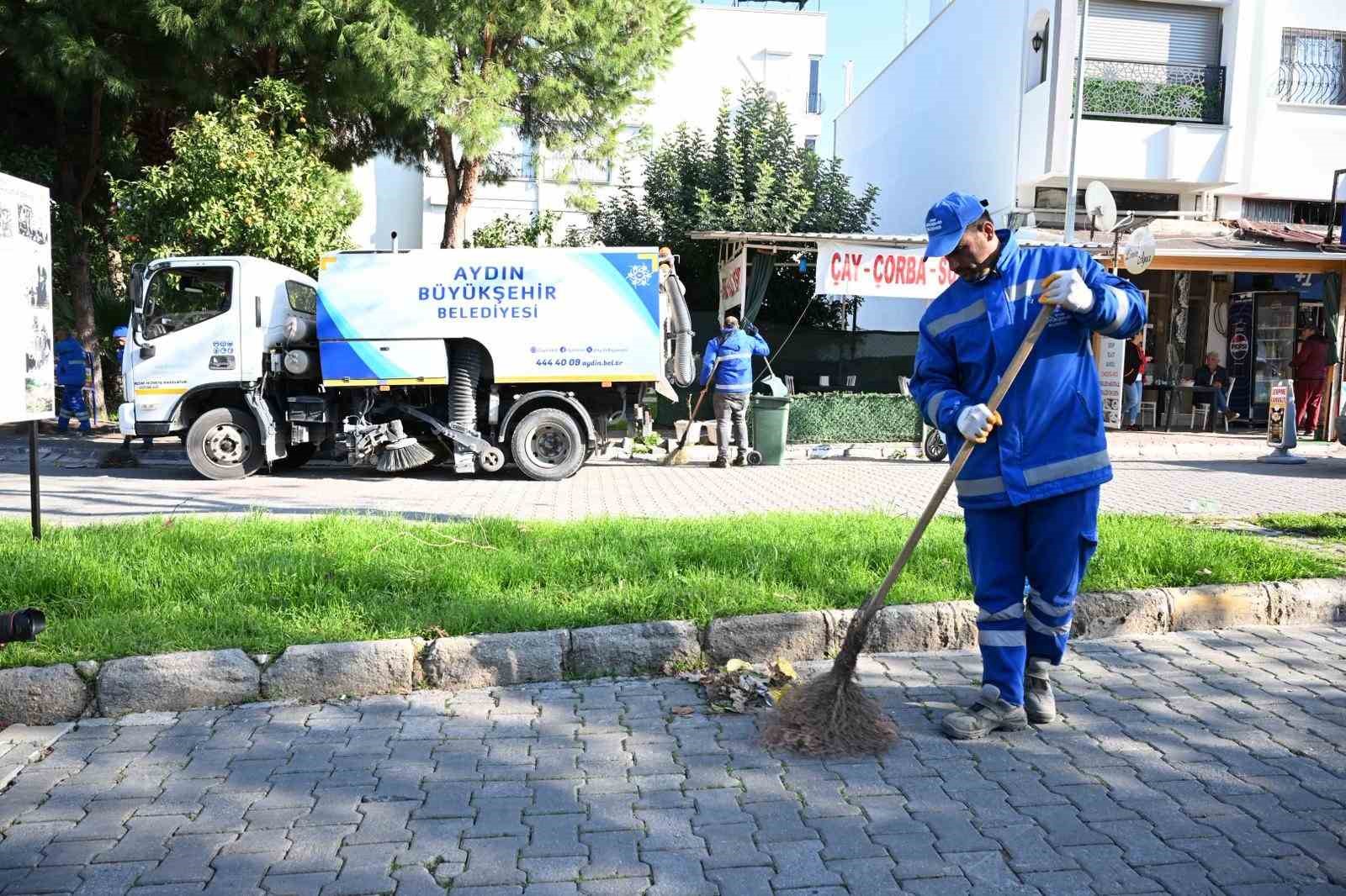 Buyuksehirden Kusadasinda Cevre Temizligi D8Af4972C40C23Ea94Dd8Ee9Ddbec72E