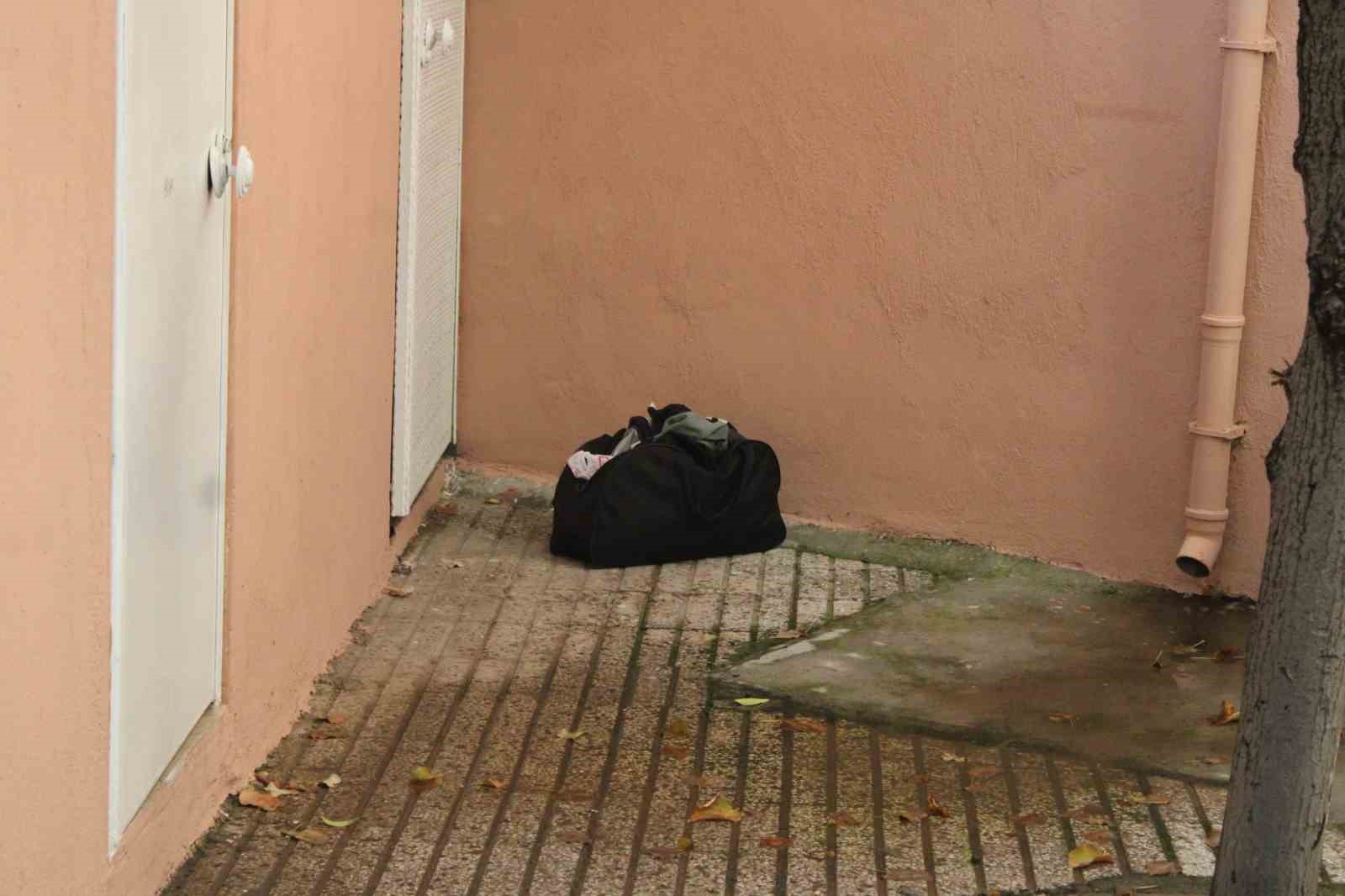 Camii Avlusunda Supheli Canta Panigi Ecd69F033243E26D5F75Eabaa375C299