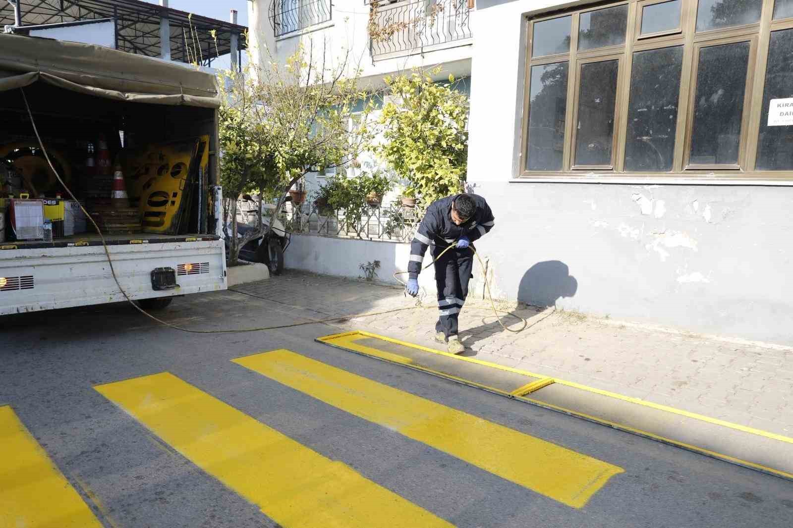 Cinede Sahaya Inen Ekipler Temizlik Ve Bakim Calismasi Yapti 30D009E2E0B2E9Ed0Ed7A4398Ea35Cfb