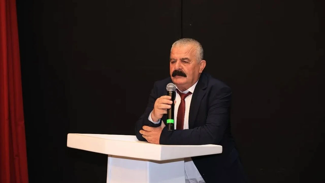 Devecilerden Tek Vucut Cagrisi