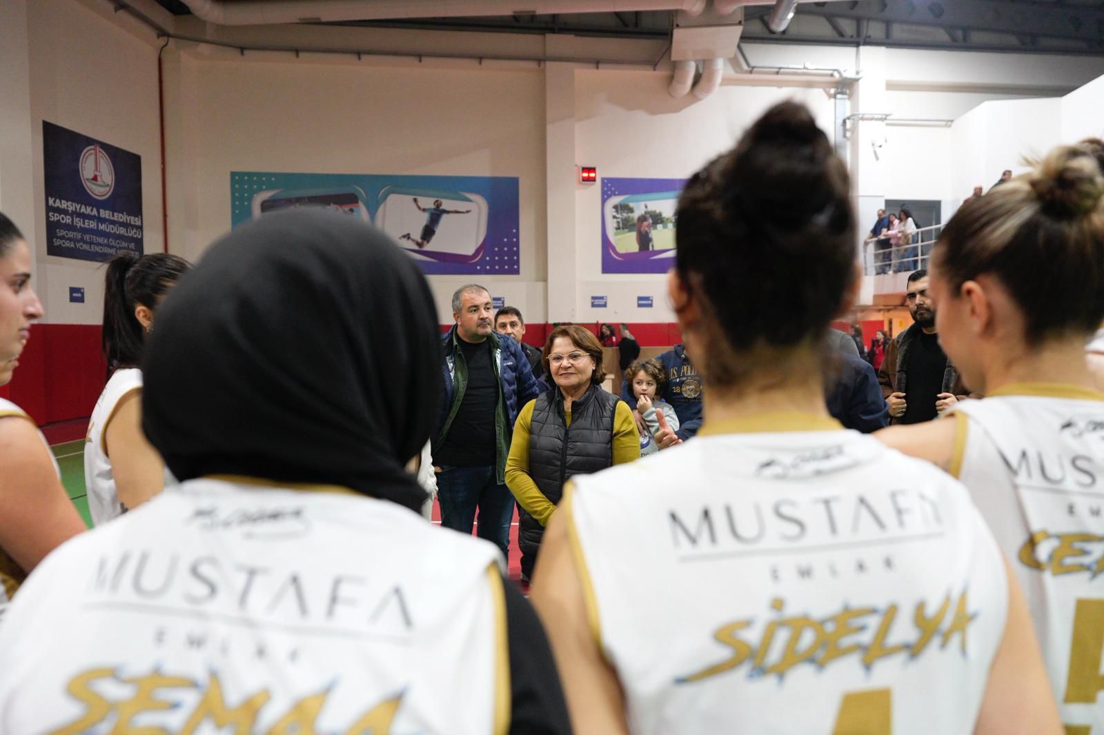 Didim Belediyespor Voleybol Takimindan Net Galibiyet 623635 2B7D9209349F9A4Cb3Afeef96D3C0243