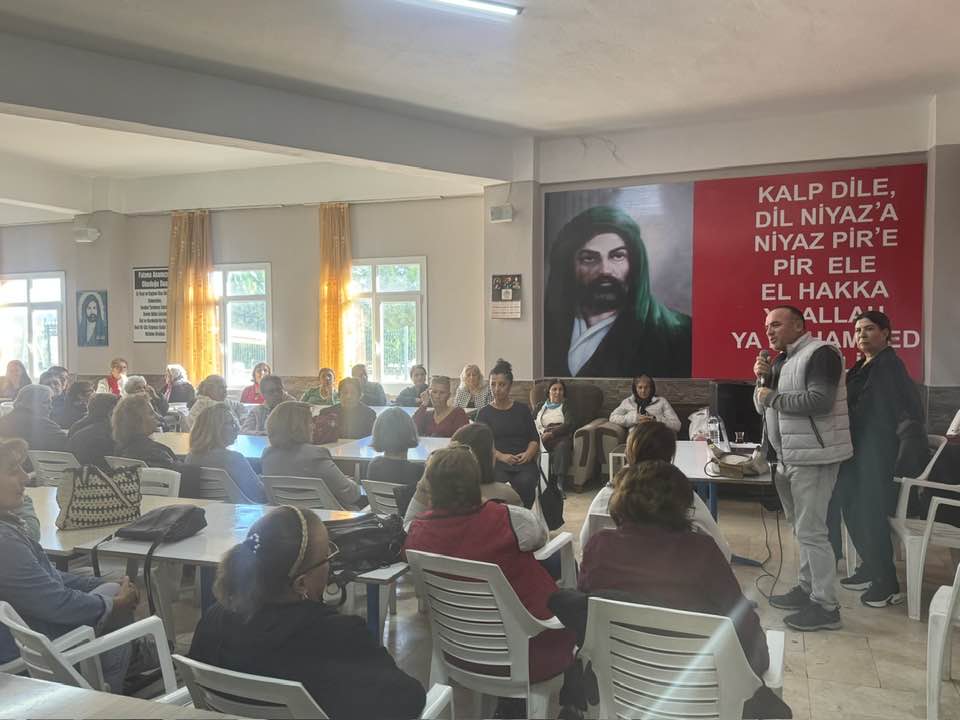 Didim Cem Evinde Kadinlara Haklari Anlatildi 618438 1Be85Dc030473Ec5B441C9C3732D0B17