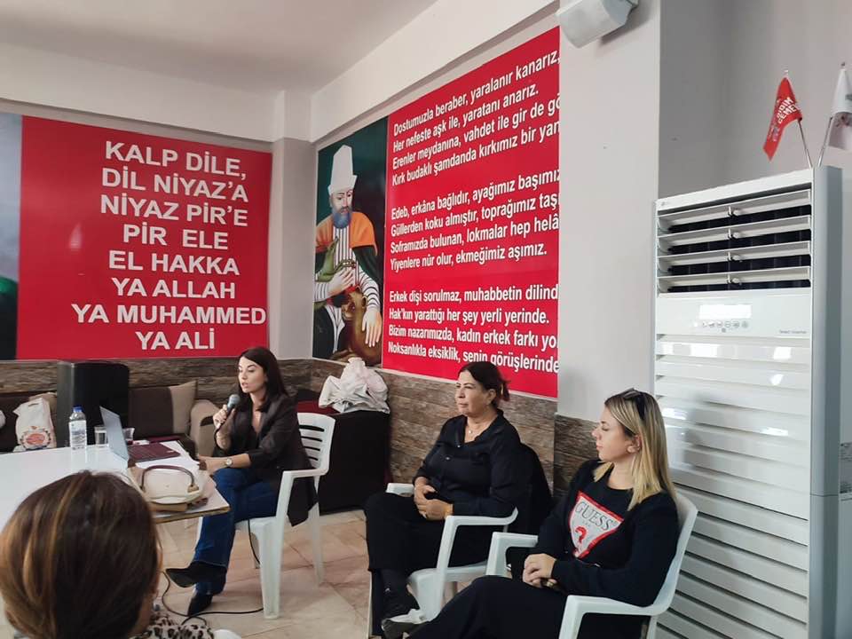 Didim Cem Evinde Kadinlara Haklari Anlatildi 618438 32B7Eb409C1F56C7C8Fe481A4C92D56F