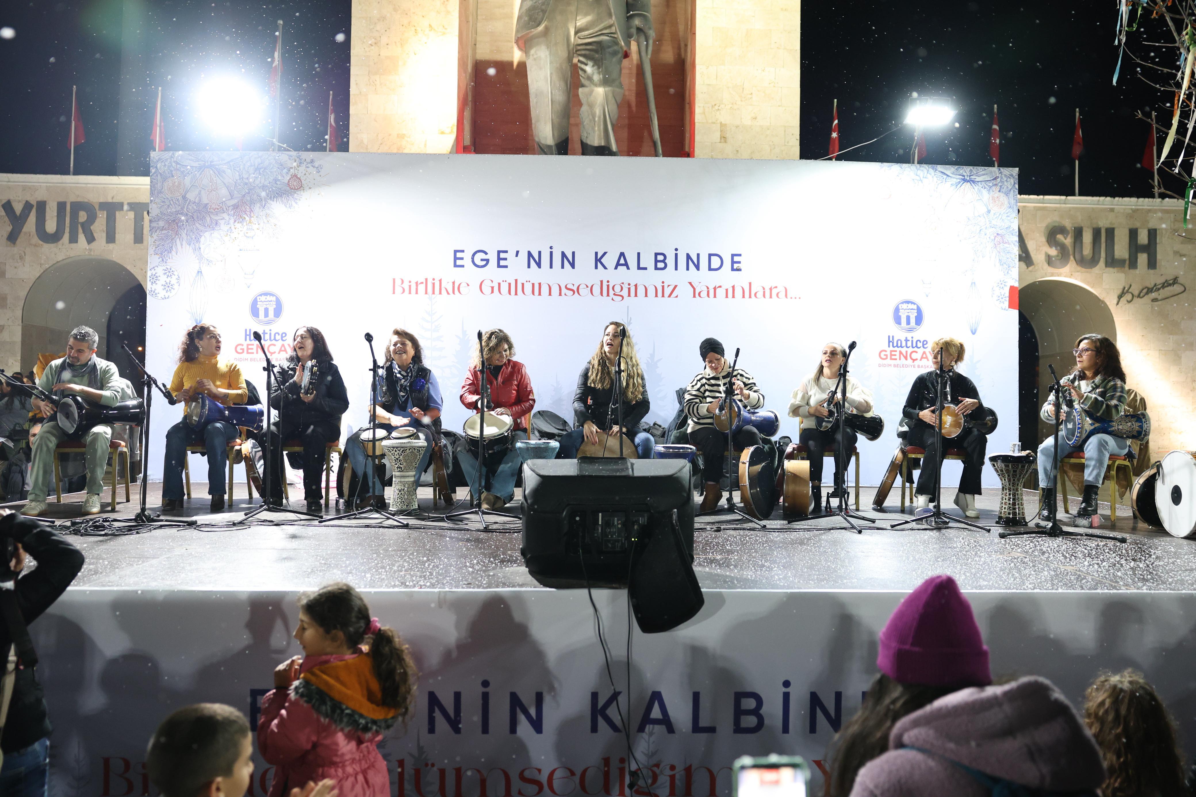 Didimde Nardugan Bayrami Meydanda Kutlandi 623812 051185B956308A797998012D2278A8A3