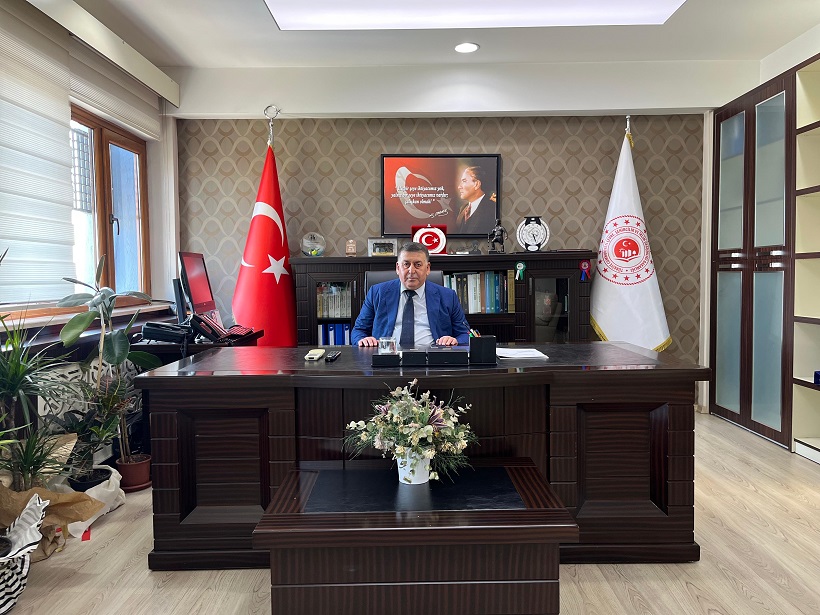 E 622520 5C9877E83D18B40082E6Ed6A04Ab07C6