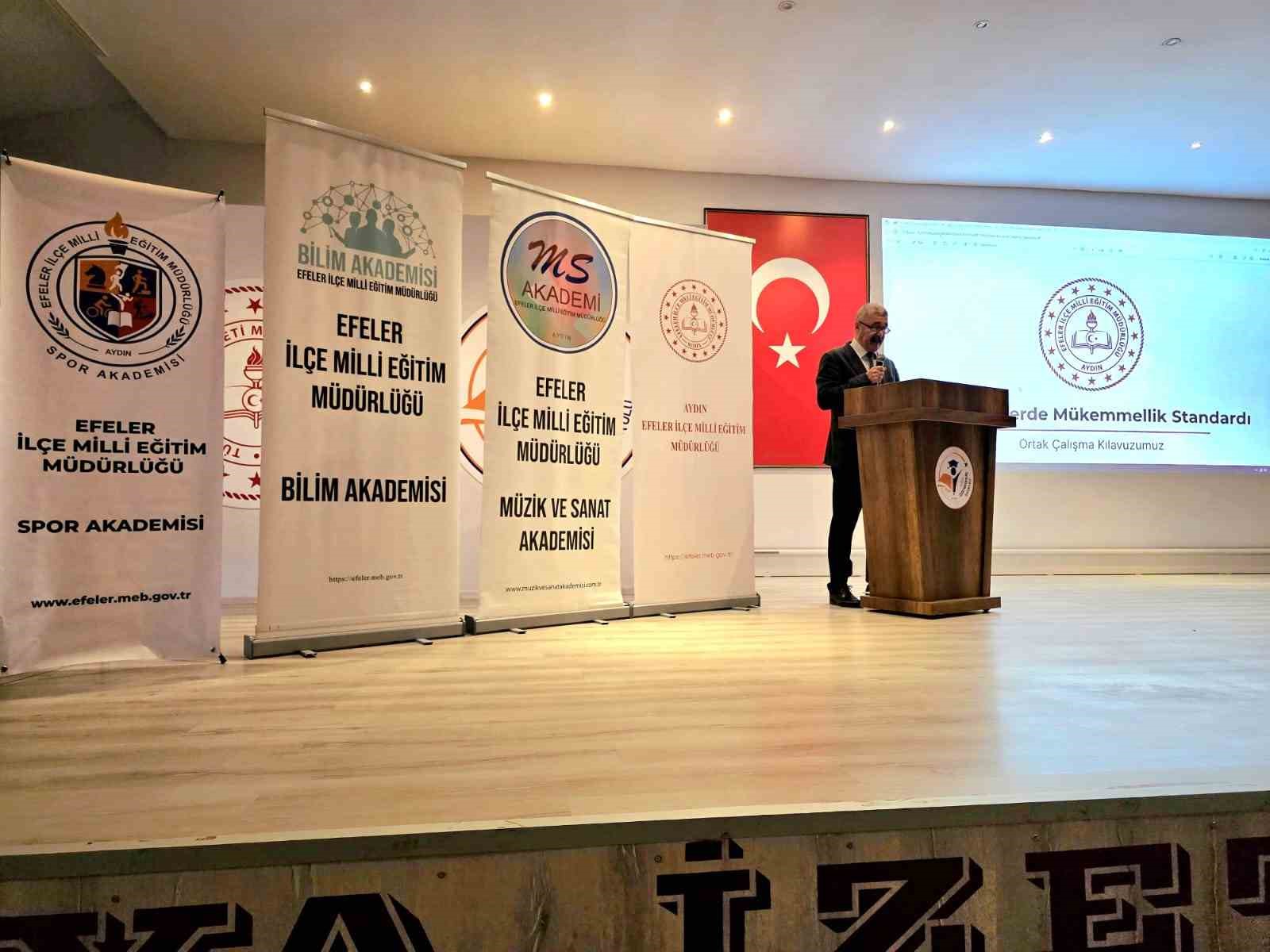 Efeler Muzik Ve Sanat Akademisi Yeni Donem Yol Haritasini Belirledi E24C93403Ff16F9Bfd7665F7C13A5E94