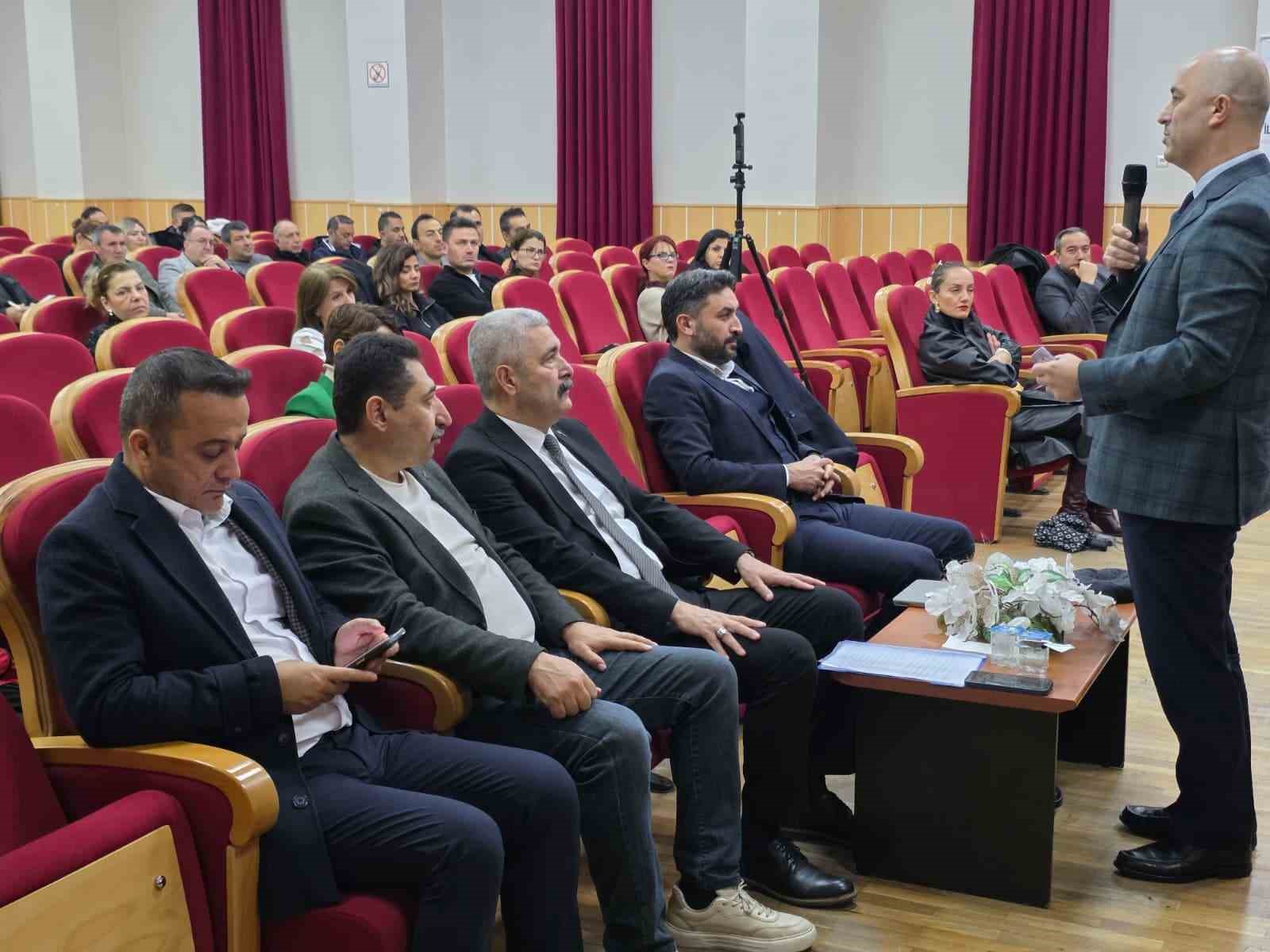 Efelerde Ogretmenlere Topcunun Egitim Felsefesi Anlatildi B80F488Dcd91E1A02E33A32C77B517Ca