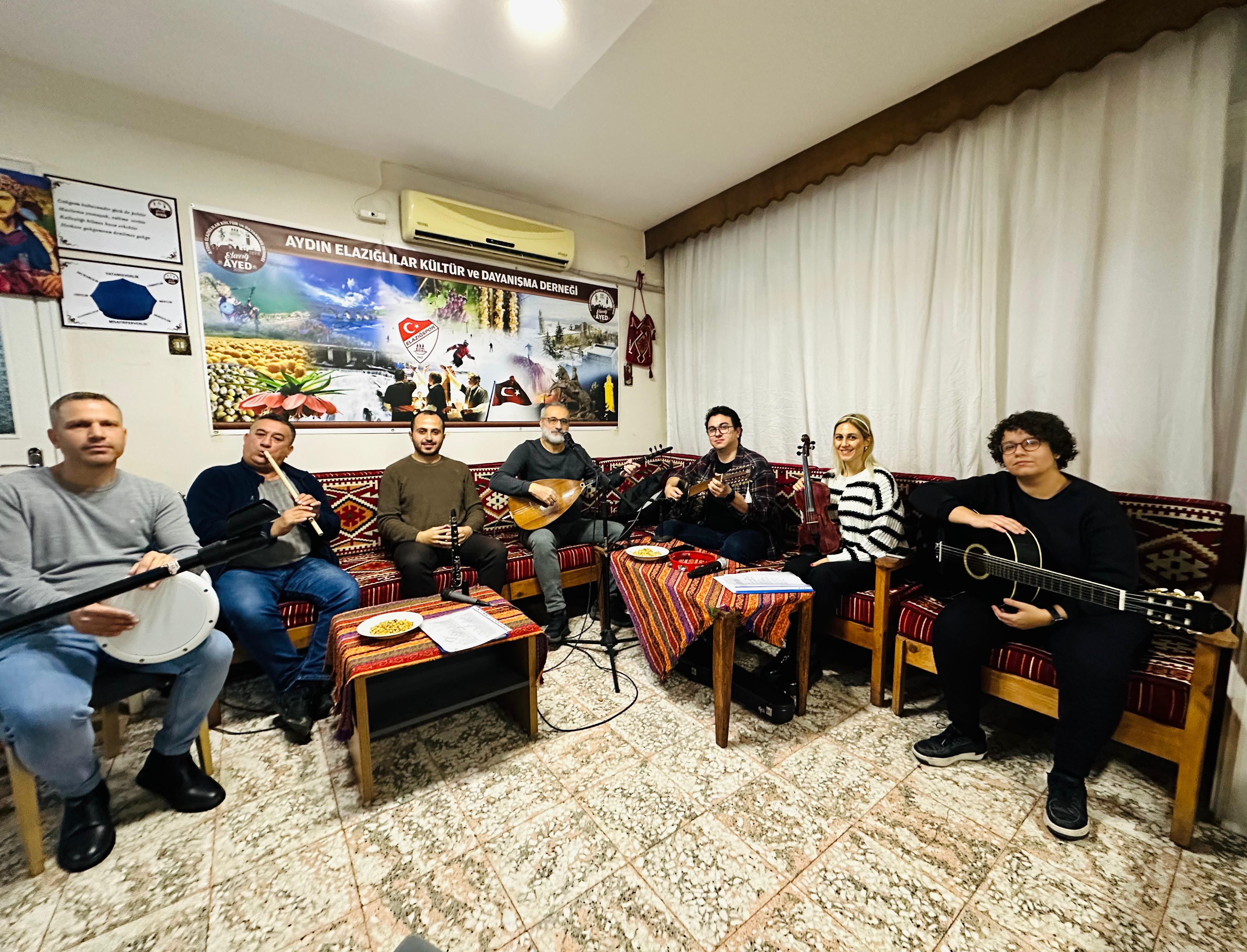 Elazig Gelenegi Aydinda Yasatildi Kursubasinda Hedik Sofrasi Kuruldu 624153 0Bda9Aefc94C057C88713B4Cb9F63F63