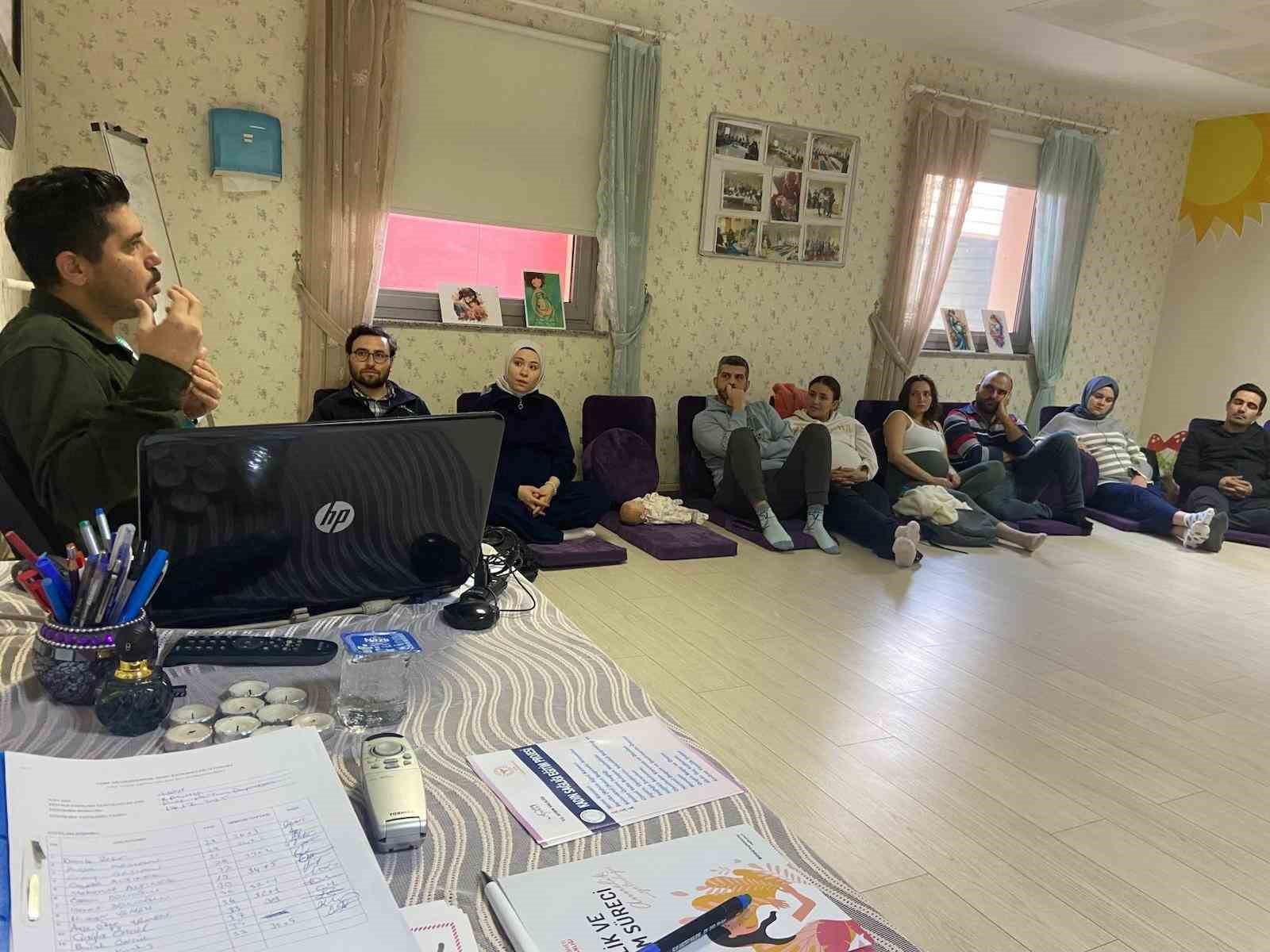 Gebe Okulunu Tamamlayan Anne Adaylarina Katilim Belgesi 3D2A6A6B7Bbce2220D019A8D4F347200