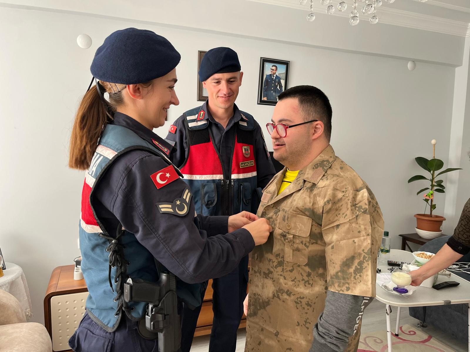 Gece Gunduz Huzur Icin Calistilar Nazilli Jandarmasi 2025Te Goz Doldurdu 626485 458Bb7B0F68A6C146D335B8Caec5D046