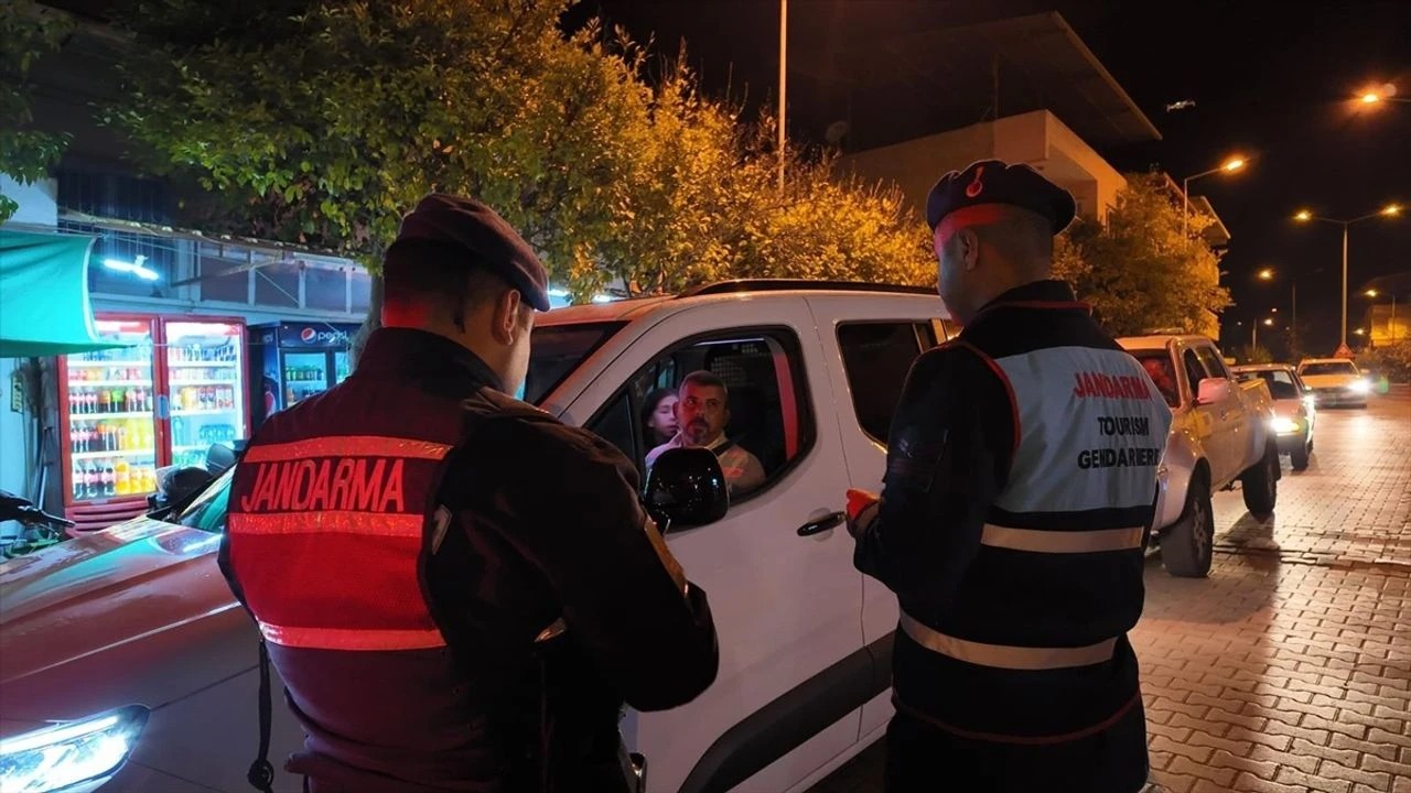 Gece Gunduz Huzur Icin Calistilar Nazilli Jandarmasi 2025Te Goz Doldurdu 626485 A59C9Fcc5530C5911B96A26364778A92