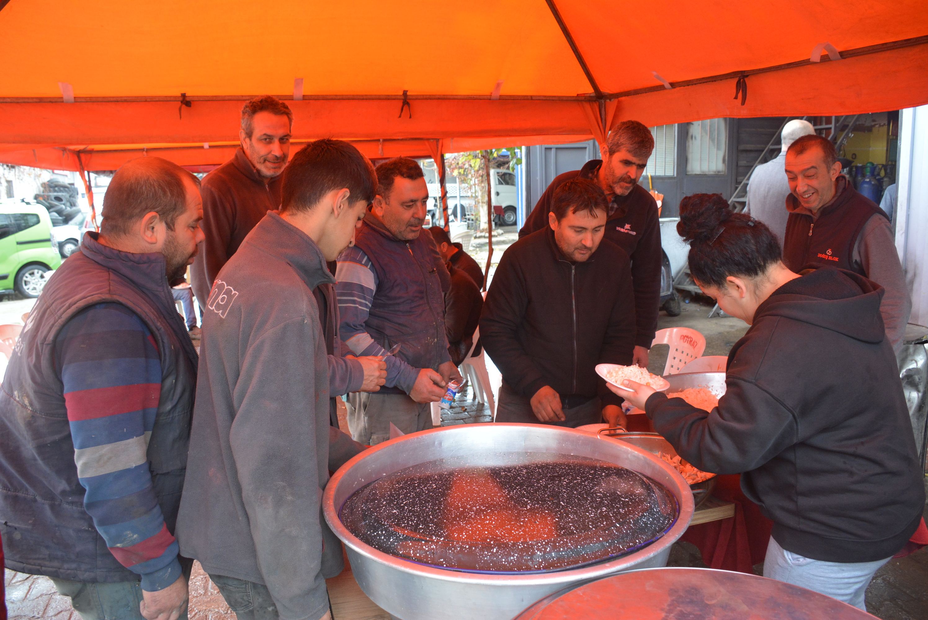 Germencik Sanayisinde Vefa Dolu Hayir 619486 3505919F9B39A04B6B9F9F0547152656