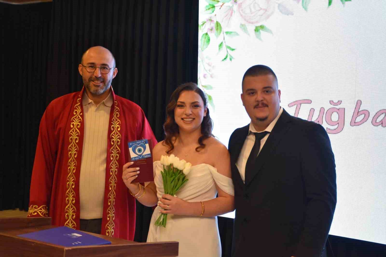 Germencikte Bir Yilda 310 Cift Mutluluga Evet Dedi 0A8Da283Dd6Ac3456C5E05F1Bcdb37B5