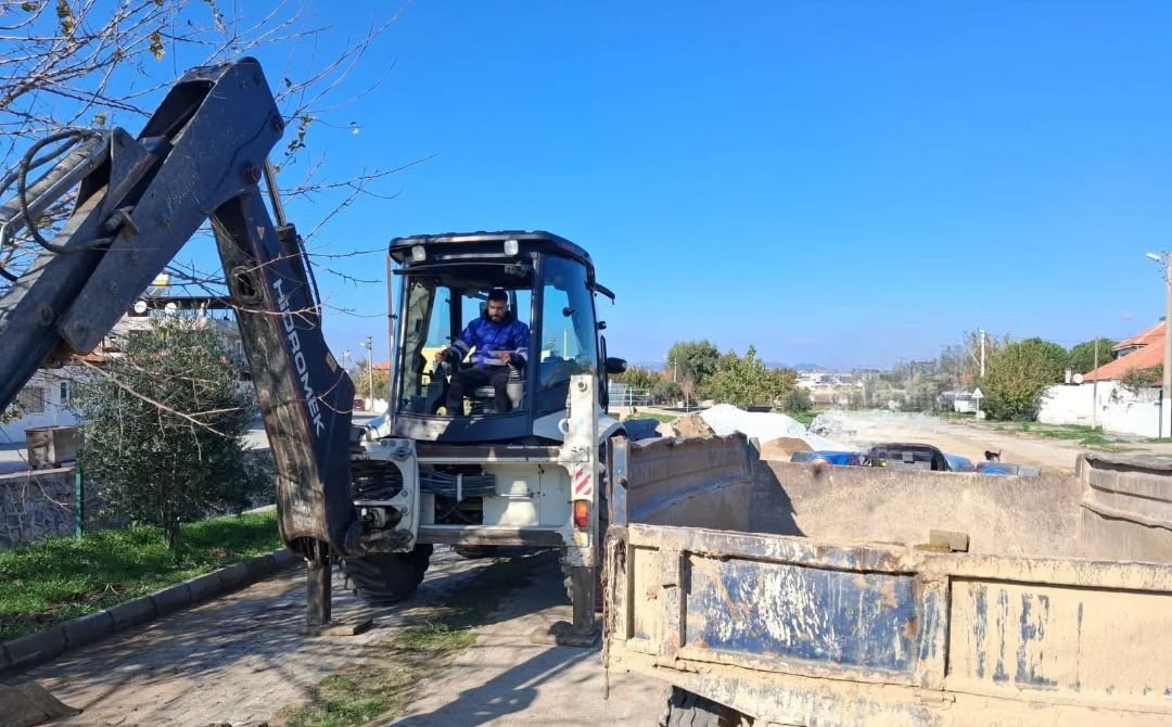 Germencikte Mazgal Temizligi 1D81638450Adc825F7Fadadf74Eaadf3