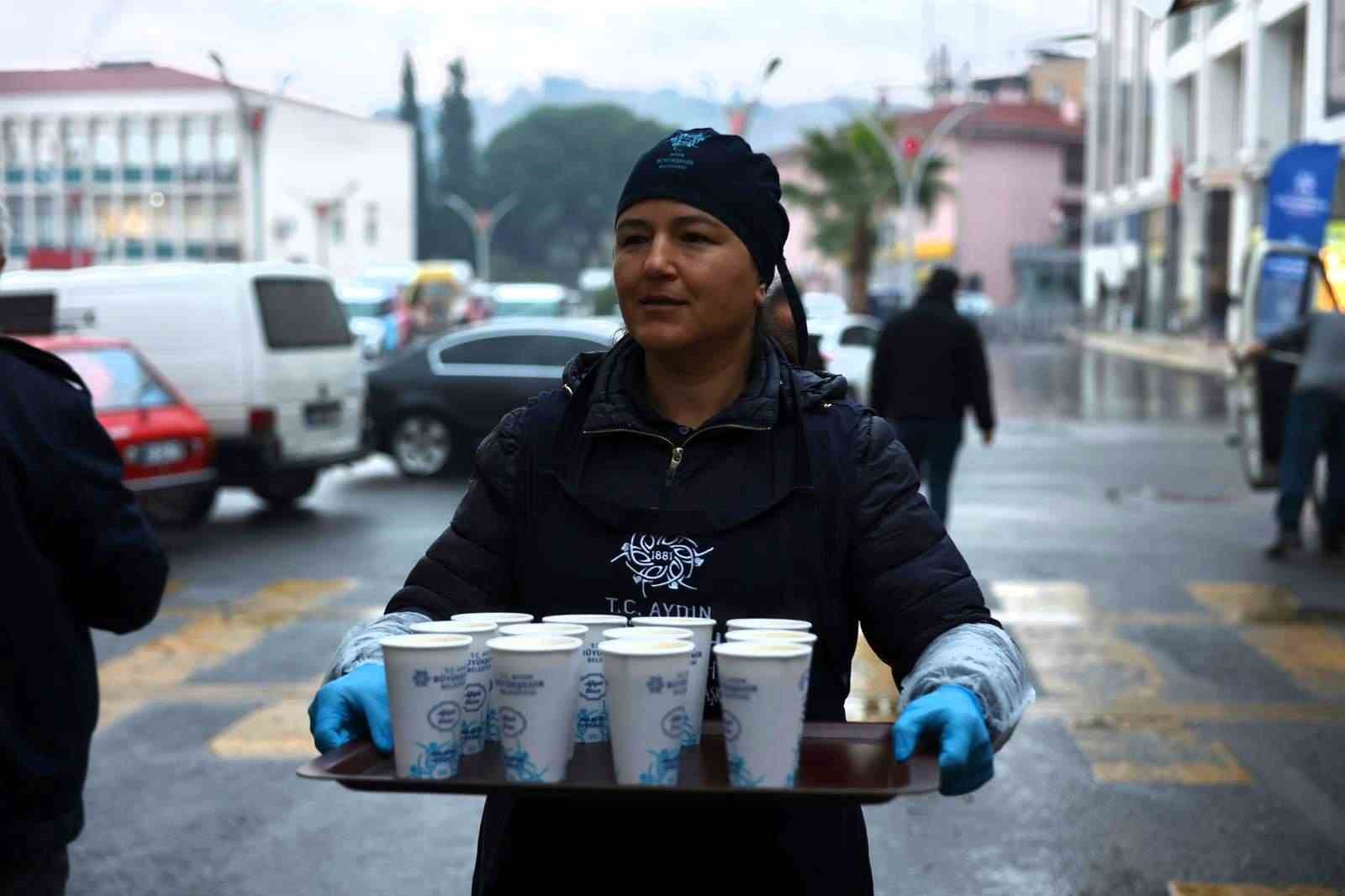 Havalar Sogudu Buyuksehir Sicak Corba Dagitimina Basladi 77Bf096C63D5F7980B5Ec9F4393Dc96A