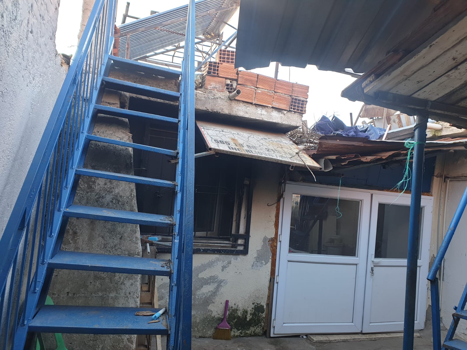 Incirliovada Gul Ailesi Icin Ev Seferberligi 625989 D22D7098848D2372A16997F0Db3C4654