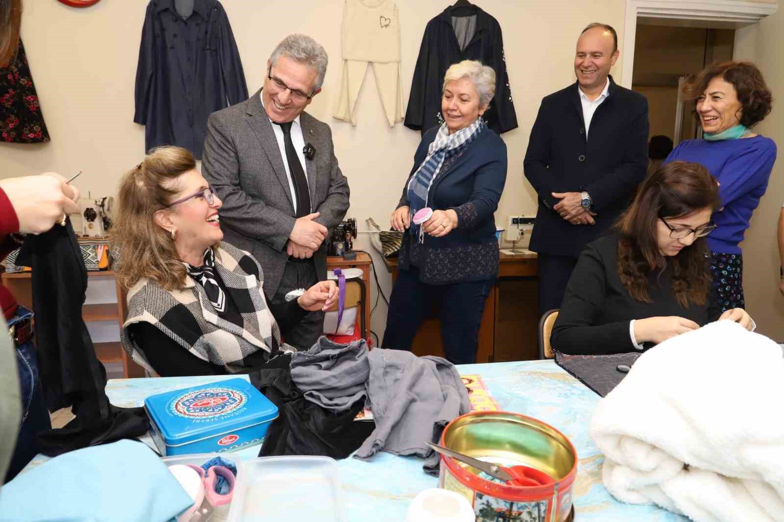 Isabeylide Kadinlar Uretiyor Nazilli Belediyesi Destekliyor 5C1Ed9Bd893Cd0F3Dd0D9Cd999B7B919