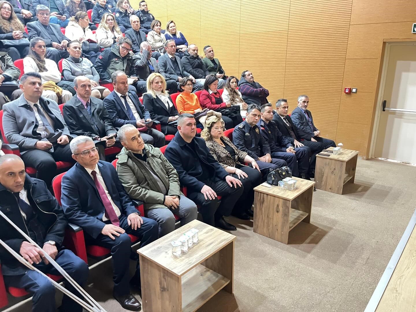 Kaymakam Dogru Ilce Idare Sube Baskanlari Toplantisina Katildi Fcd902Ef26C0578810B7D52Cef91647F