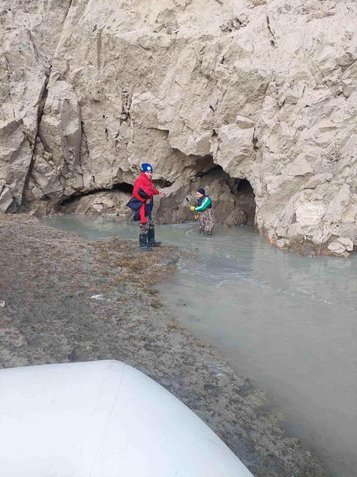 Kemer Baraj Golunde Su Urunleri Avciligina Siki Denetim Be8489Cecdb9Ab69Ef8379Ea023D199A