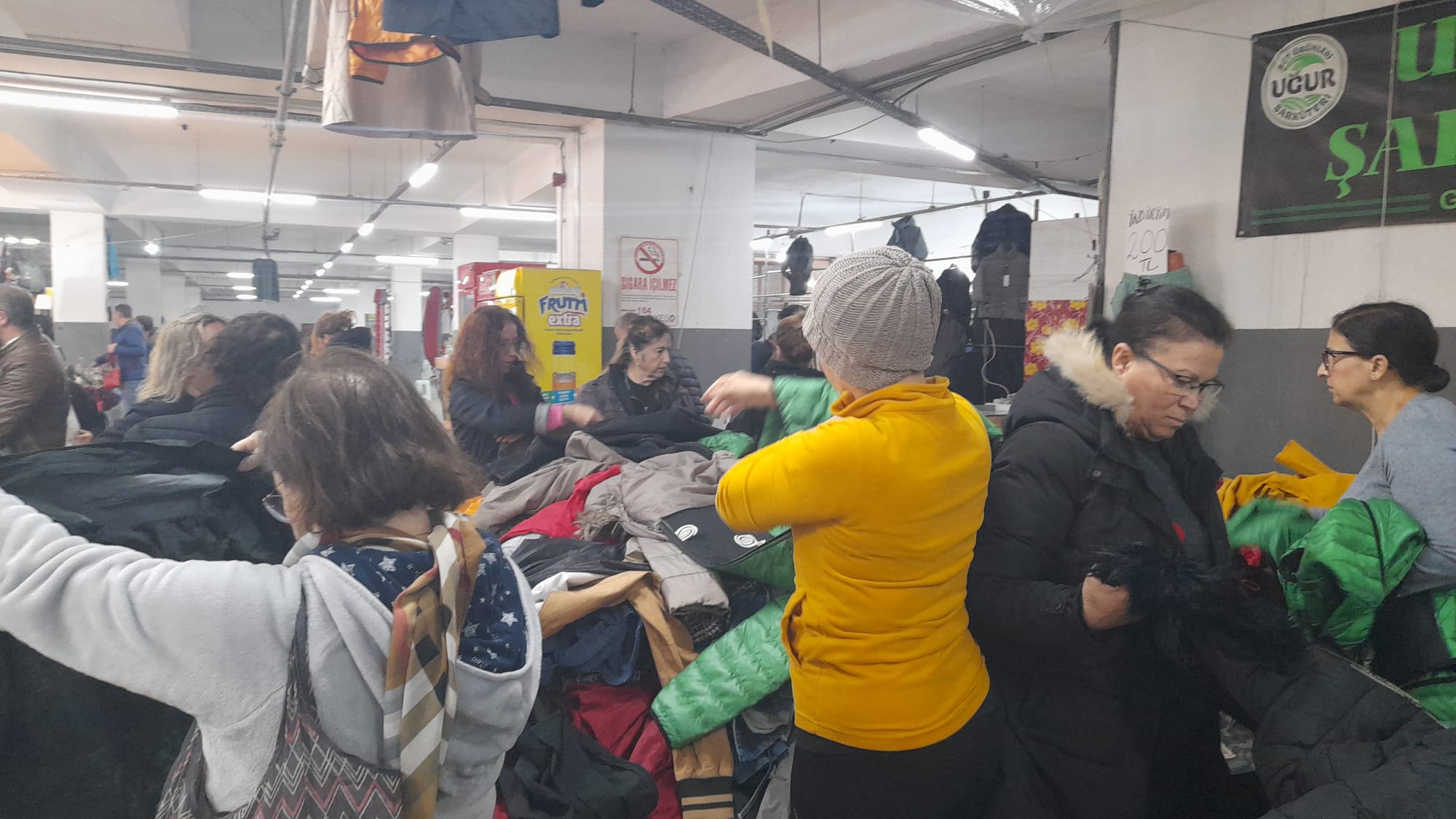 Kent Dostu Semt Pazarinda Yeni Yil Hareketliligi Basladi 624562 D3730B4481259Ad0A92658F4Ac1C78A6