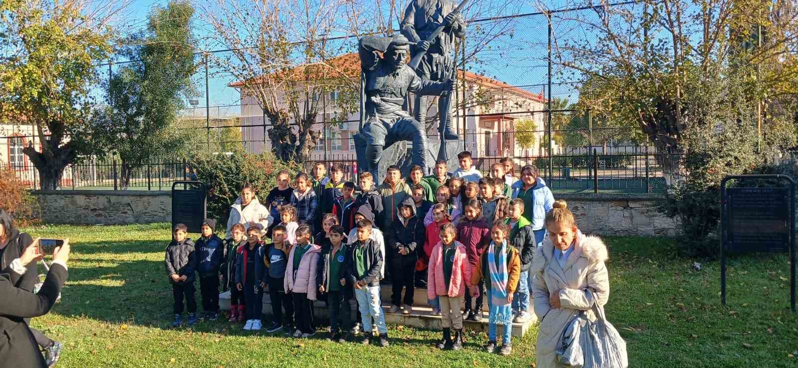 Kocagurlu Ogrenciler Yoruk Ali Efe Muzesinde Tarih Yolculuguna Cikti B75A7133Ab8Ae192Eb01D9F658Ef460D