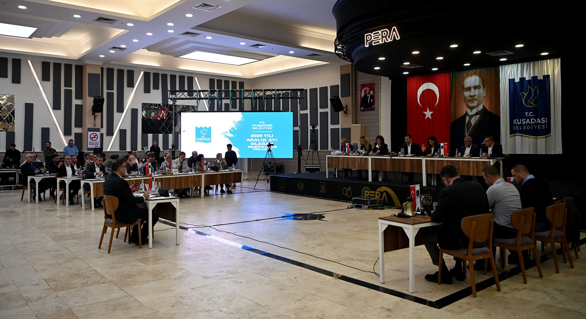 Kusadasi Belediye Meclisi Yilin Son Toplantisini Yapti 618565 F297Ff3Bdea6B4742C8D5F5Fee2Fb14F