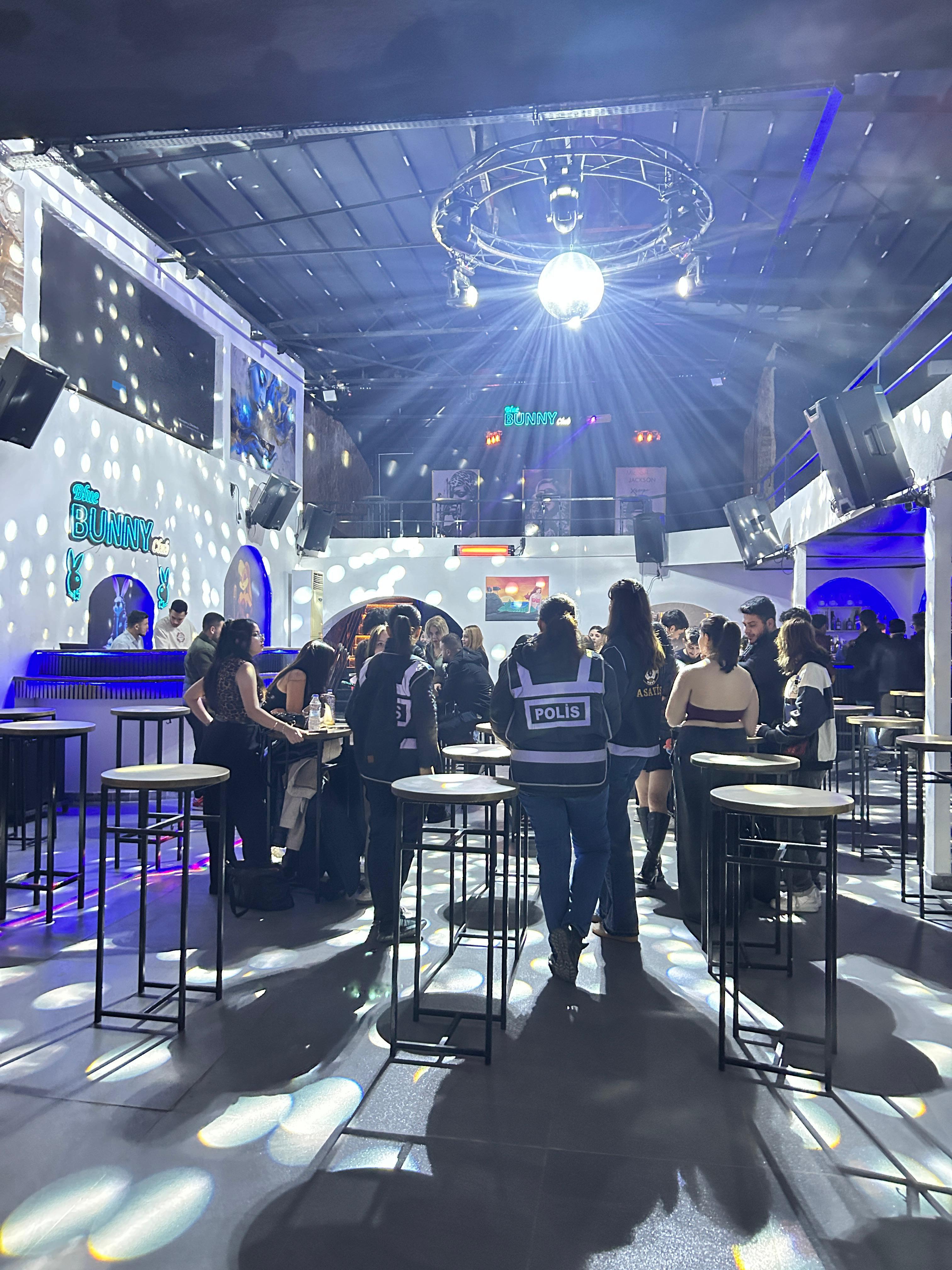 Kusadasi Ilce Emniyet Mudurluguneden Isyerlerine Siki Denetim 621501 5C2Edf27A2Eb0585D2Dd95Bc5F3154De