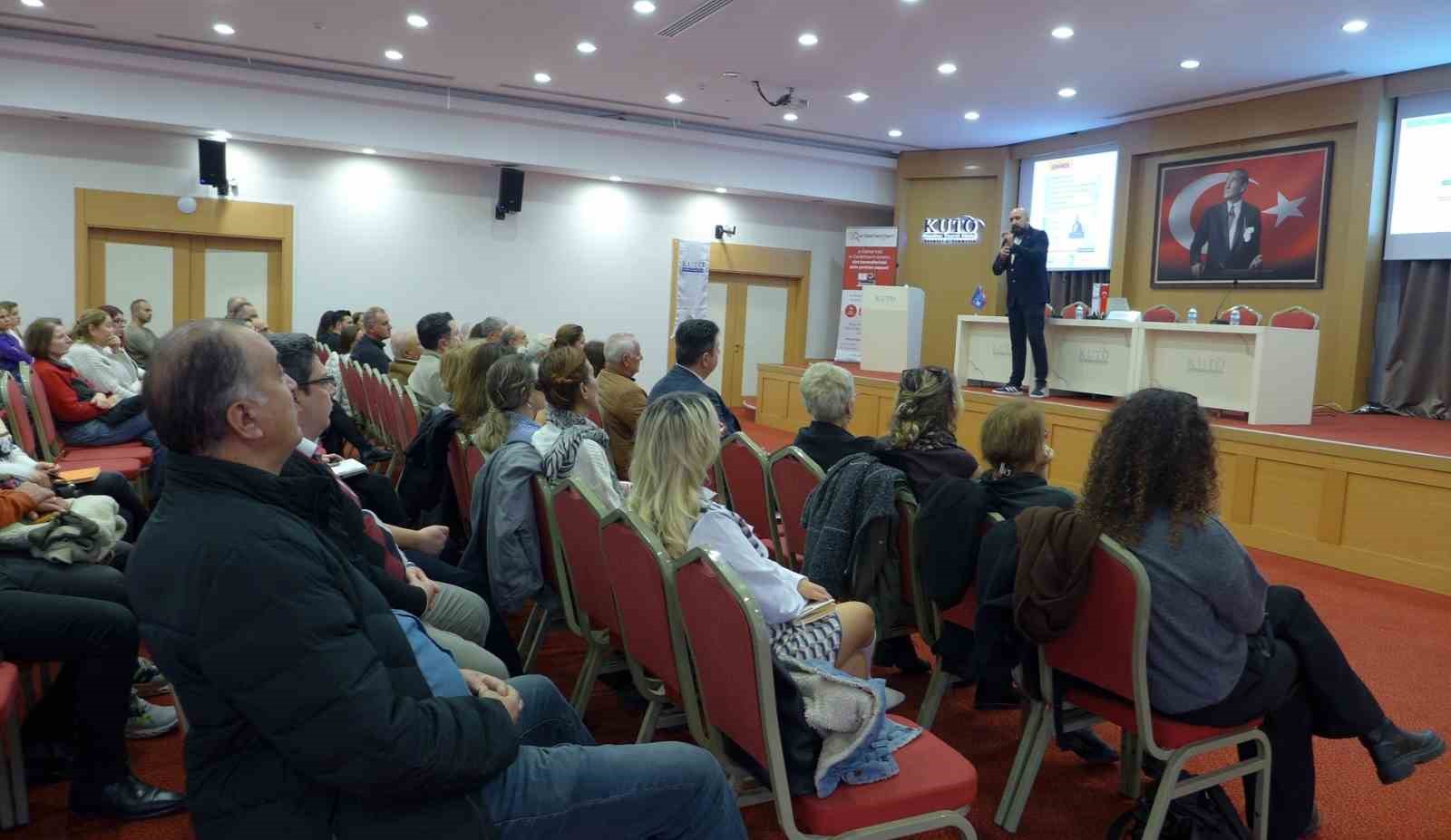 Kusadasi Ticaret Odasinda Dijital Mali Donusum Masaya Yatirildi 7C896397Bef06B4013Ea61484F659771