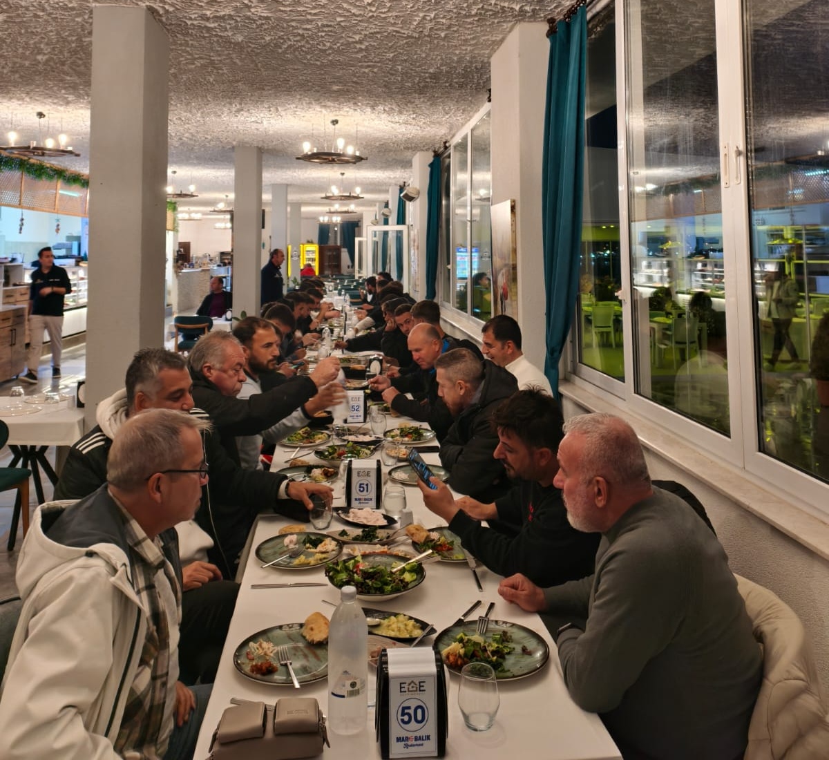 Kusadasispor Deplasman Oncesi Moral Yemeginde Bulustu 619624 A682Ceb09B472653873706Ad14228147