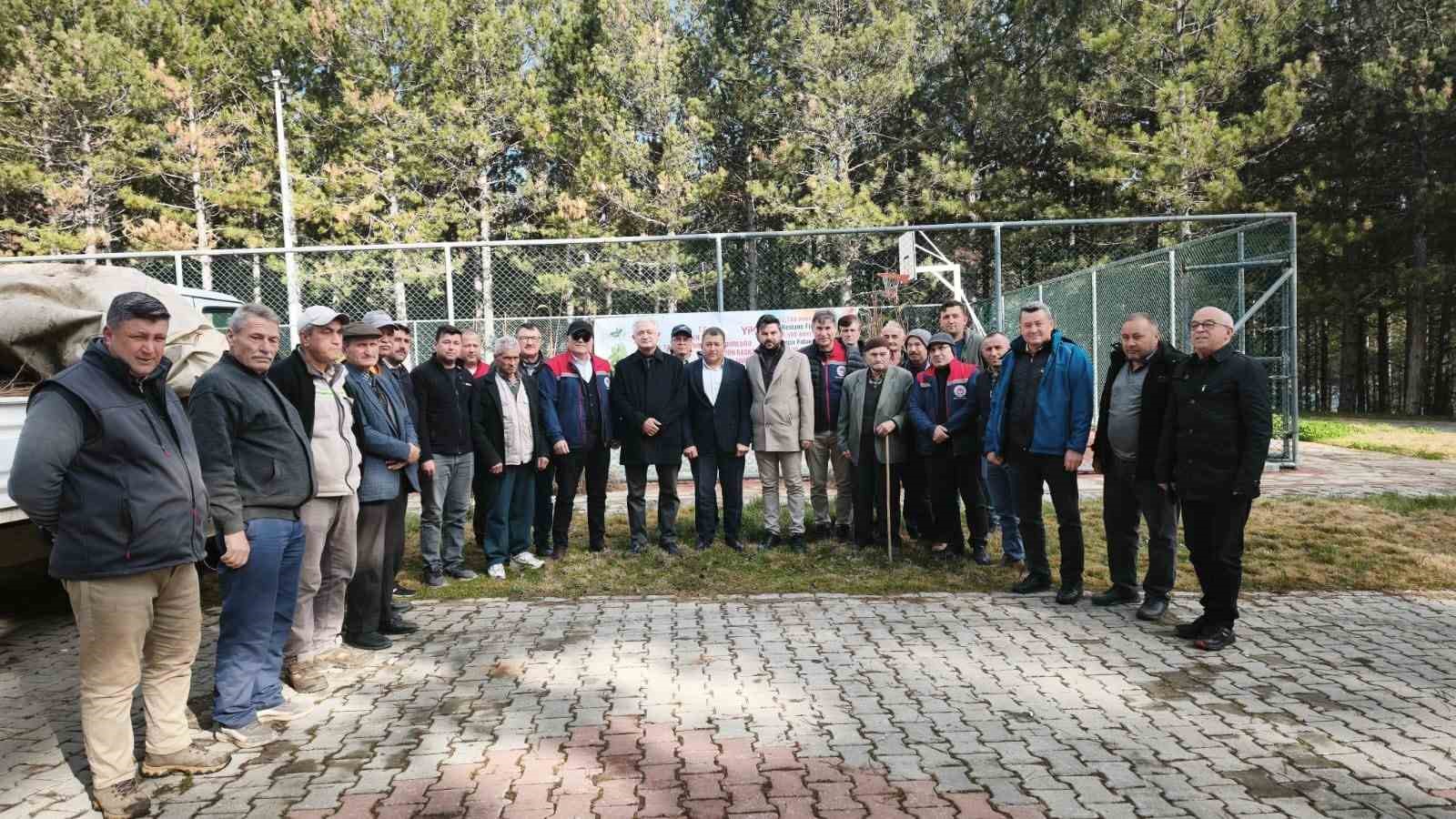 Kuyucakta 1200 Adet Kestane Fidani Dagitildi B021E0Ac9E64Ea4A499798F8C9Ad8F1F