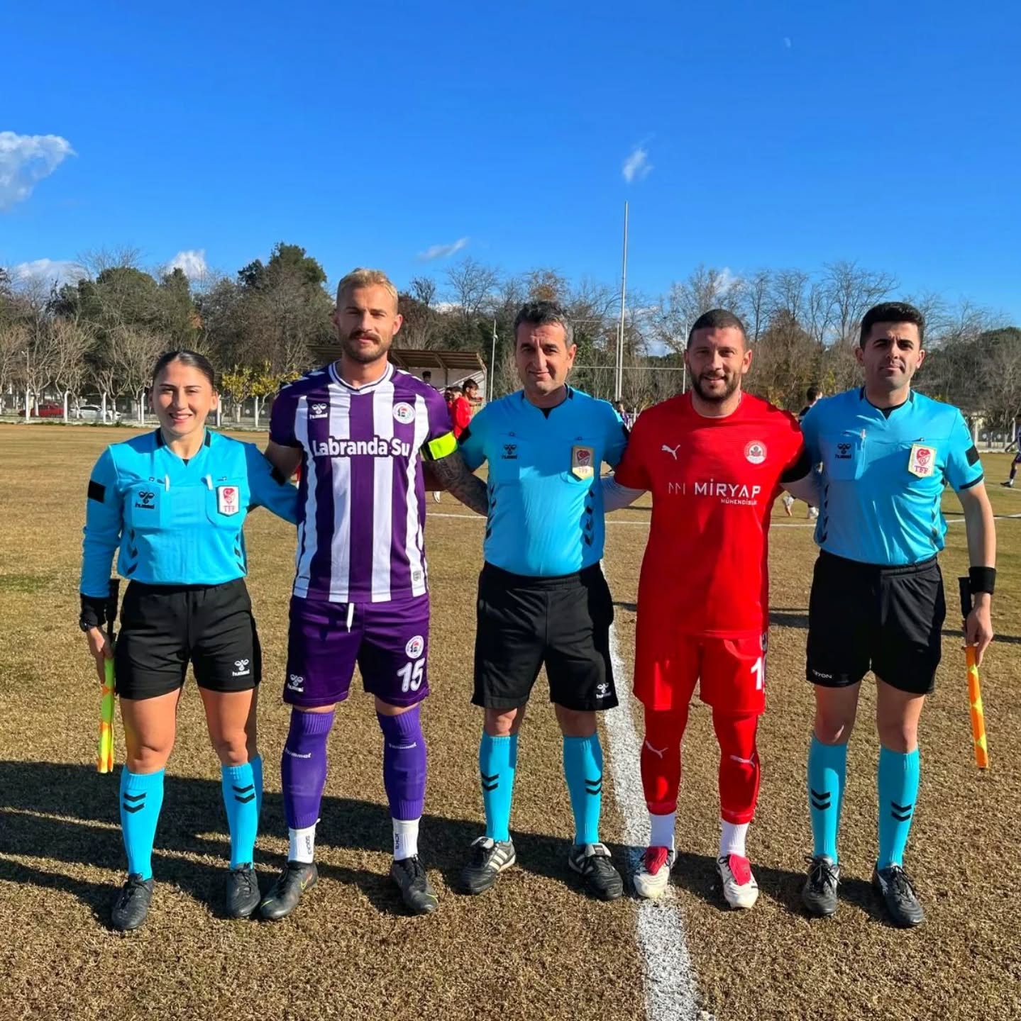 Laleler Lideri Devirdi 625580 24Eb7Bb01Facd413853A1F18823F27Fb